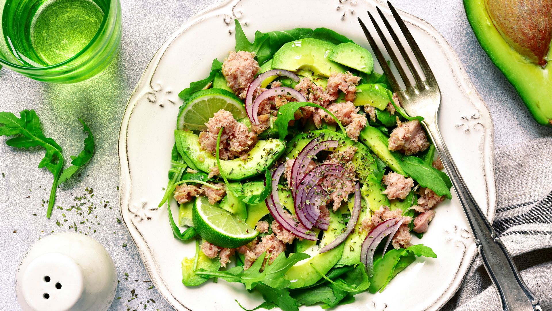 Ideas veraniegas con aguacate: 12 recetas saludables y frescas para soportar el calor