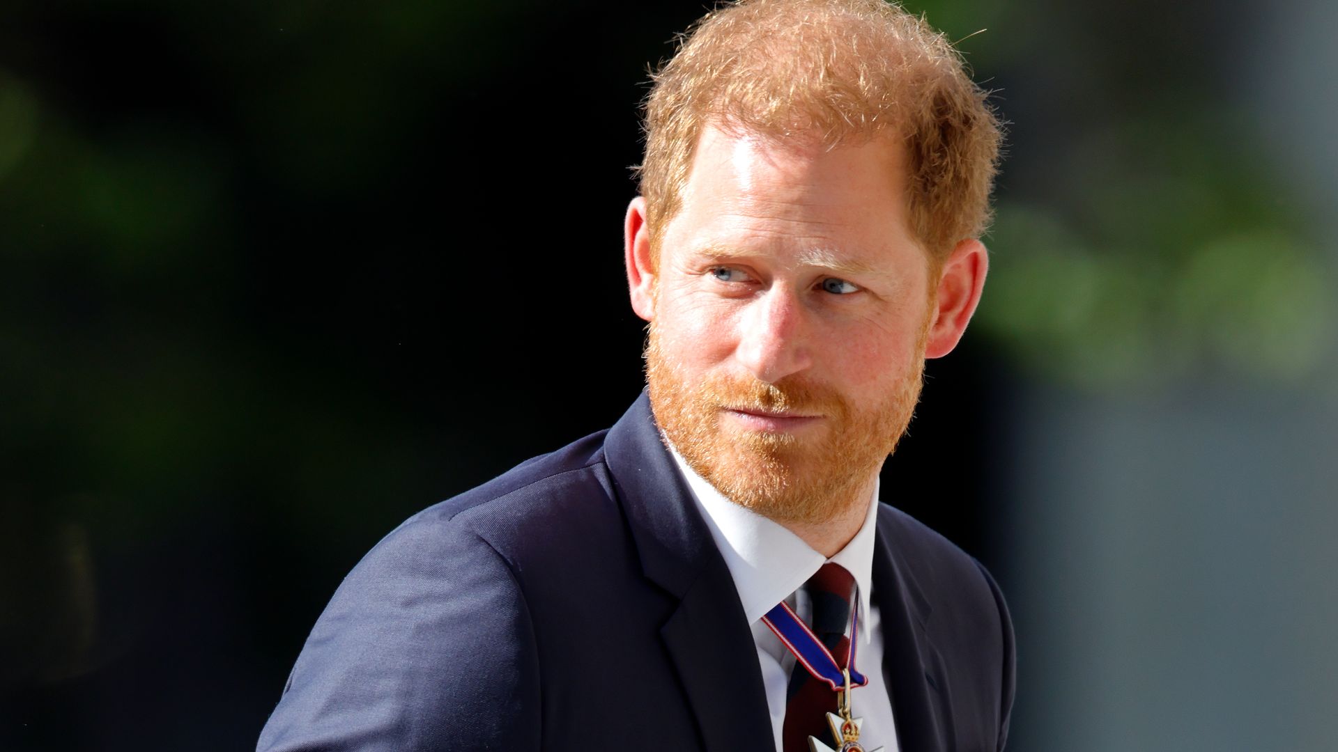 El príncipe Harry visita la tumba de Diana de Gales la compañía de sus hijos: un tributo a su madre que aún no ha podido compartir