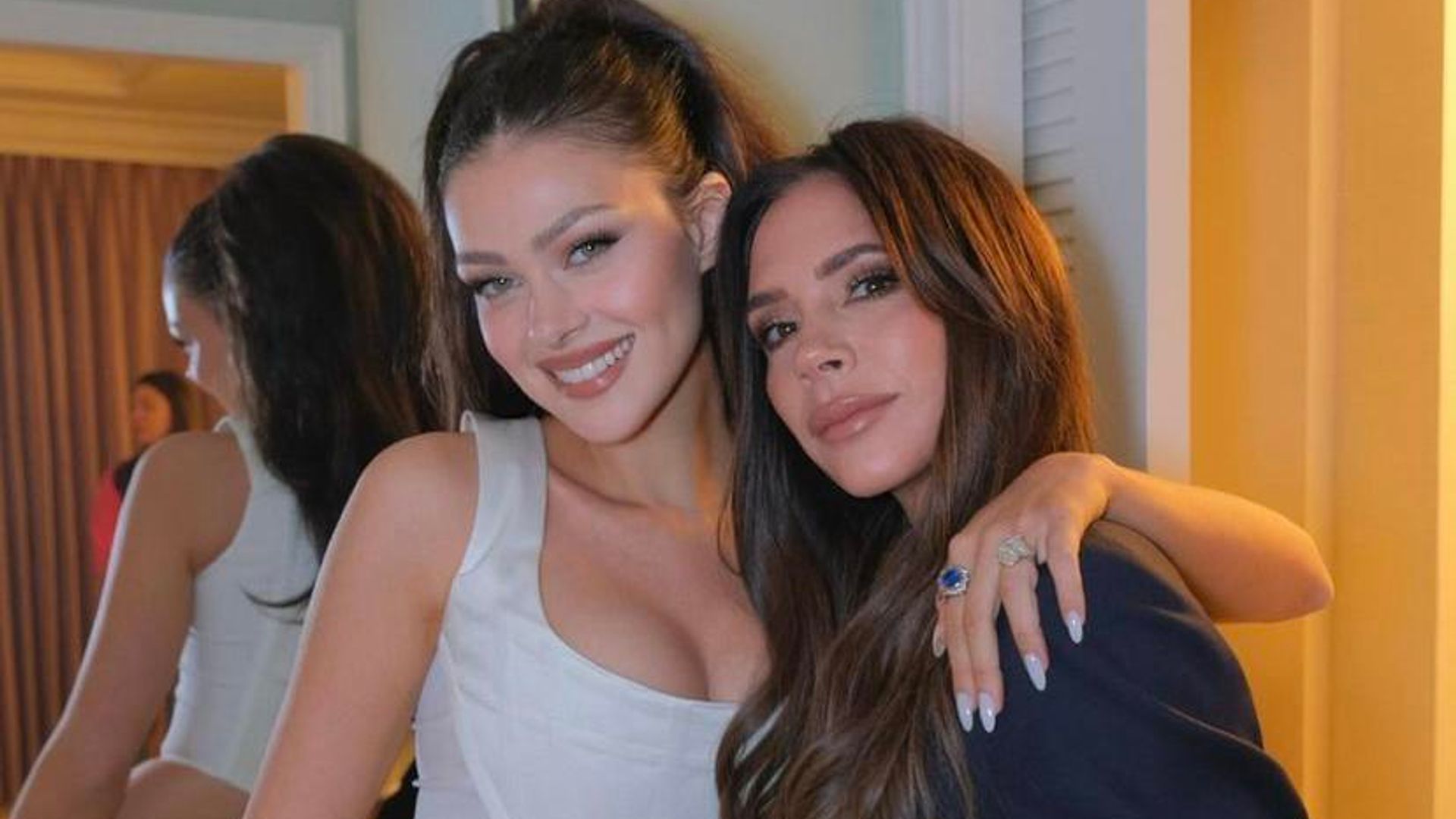 Nicola Peltz explica la razón de su ausencia en la increíble fiesta de cumpleaños de Victoria Beckham