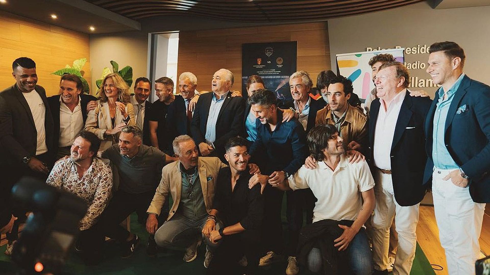 El Partido de la Alegría, la cita solidaria que reunirá a estrellas de la canción y el fútbol en Sevilla