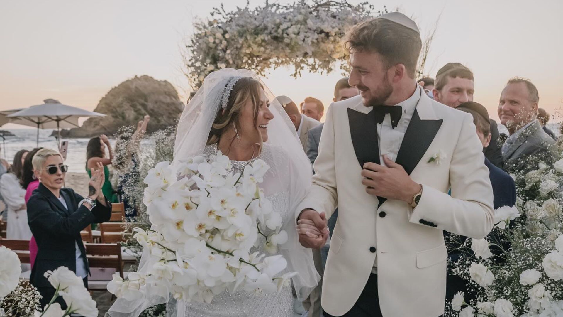 Therese, hija de Adela Micha el día de su boda