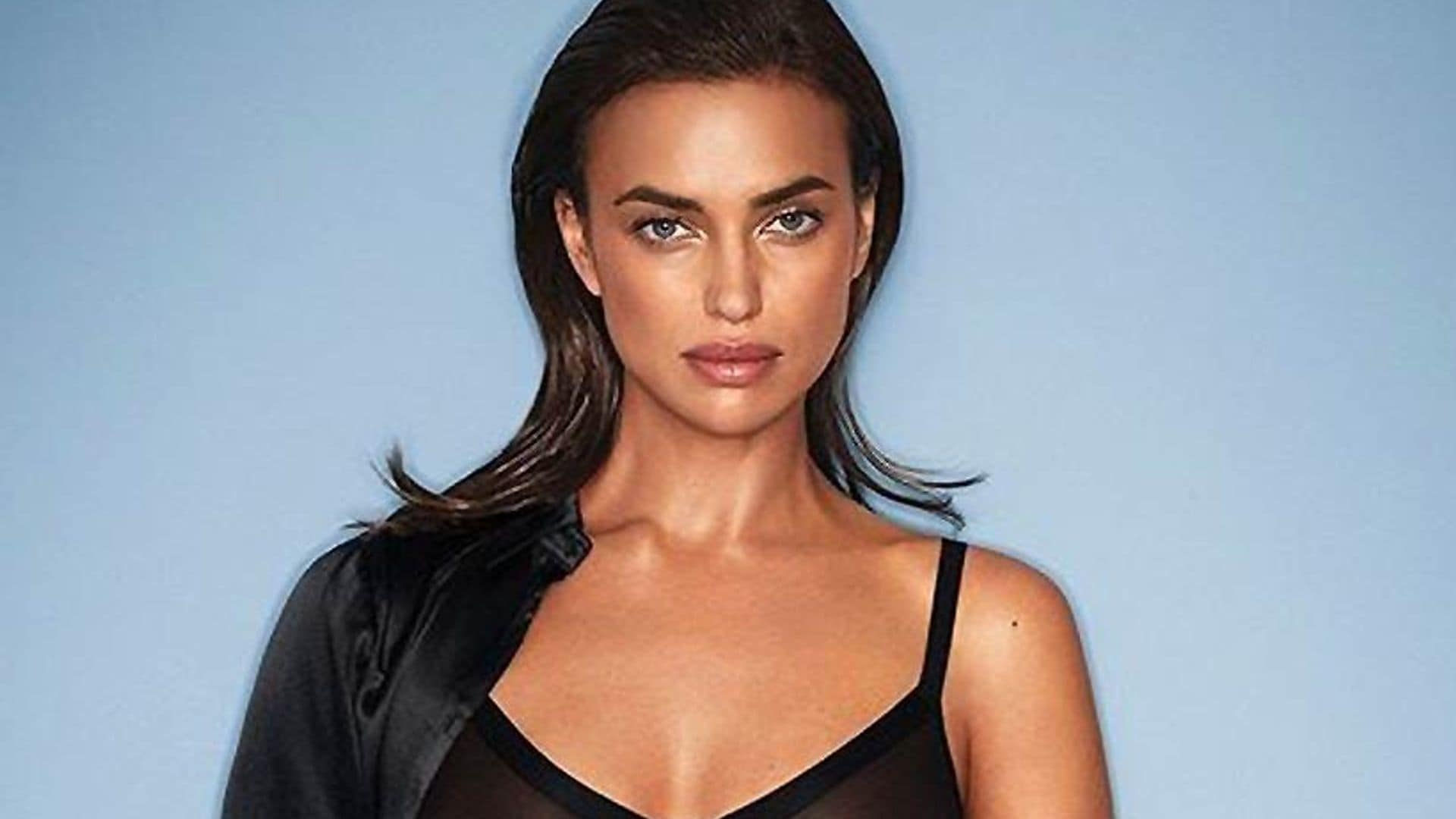Irina Shayk vuelve a sus orígenes y revoluciona a sus fans con su posado en lencería