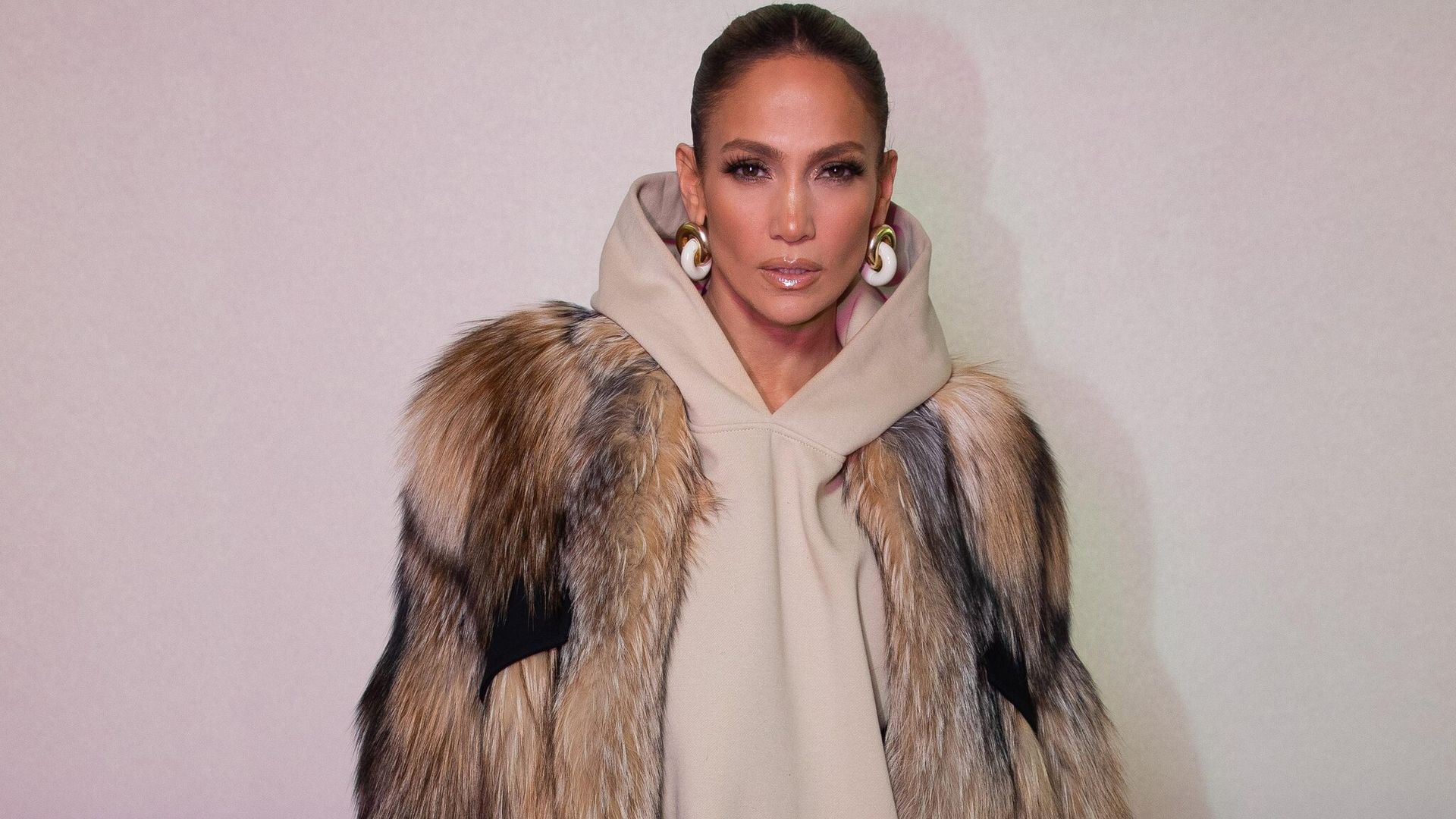 Jennifer Lopez se mantiene enfocada en el trabajo, en medio de los rumores con Ben Affleck