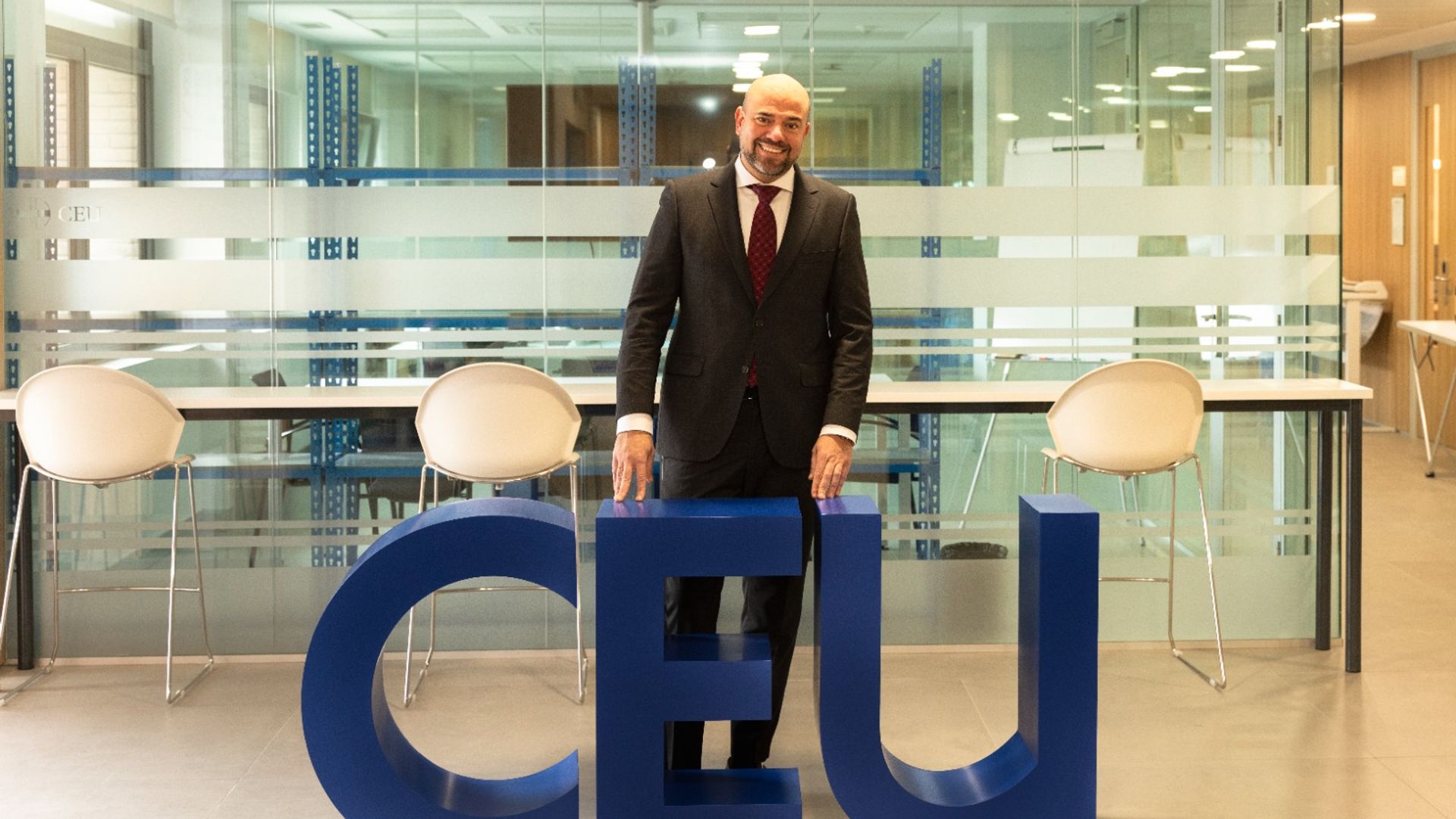 CEU comunica la muerte de Carlos Ortiz, su director de colegios, en el trágico accidente de trenes de Urda: "Era una persona muy querida"