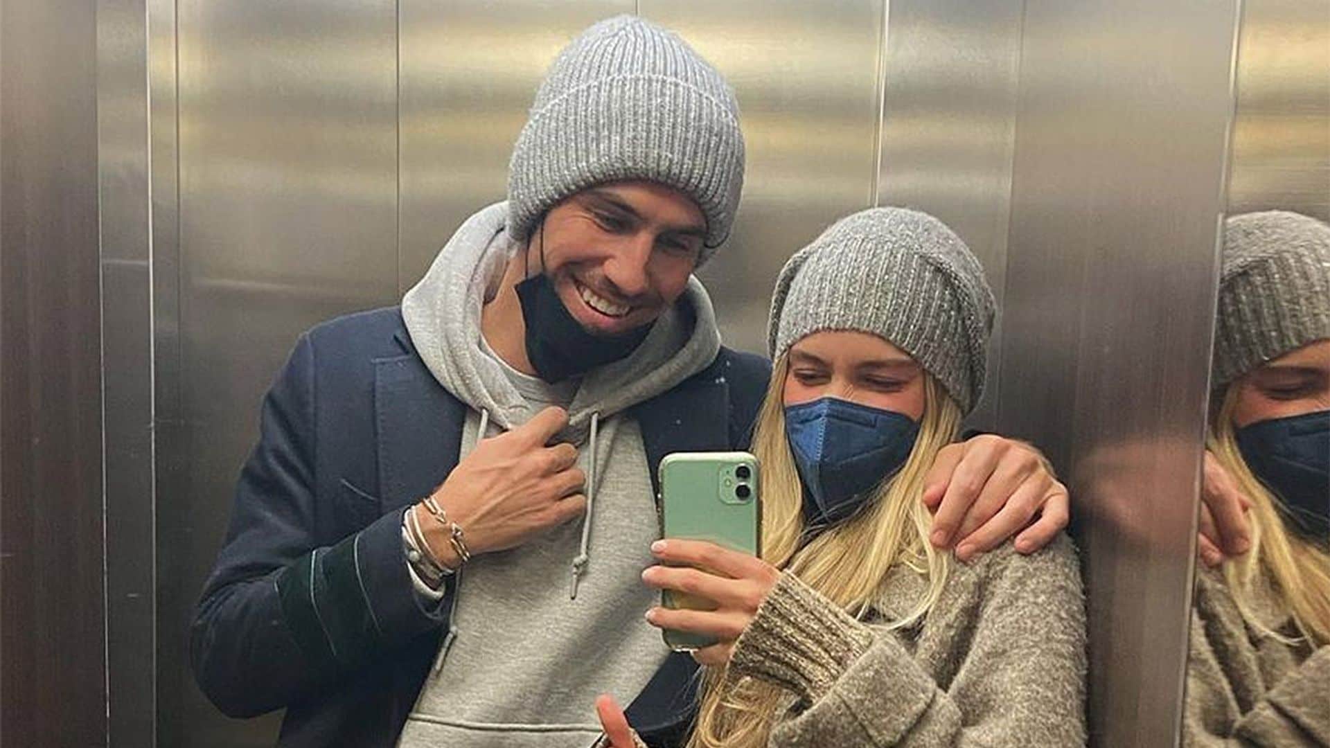 Recetas, clases de sueco, viajes... Daniela Figo felicita a Beltrán Lozano con el álbum de su romance