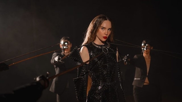 Belinda lanza su nuevo álbum 'Indómita', en medio de una gran fiesta de pijamas