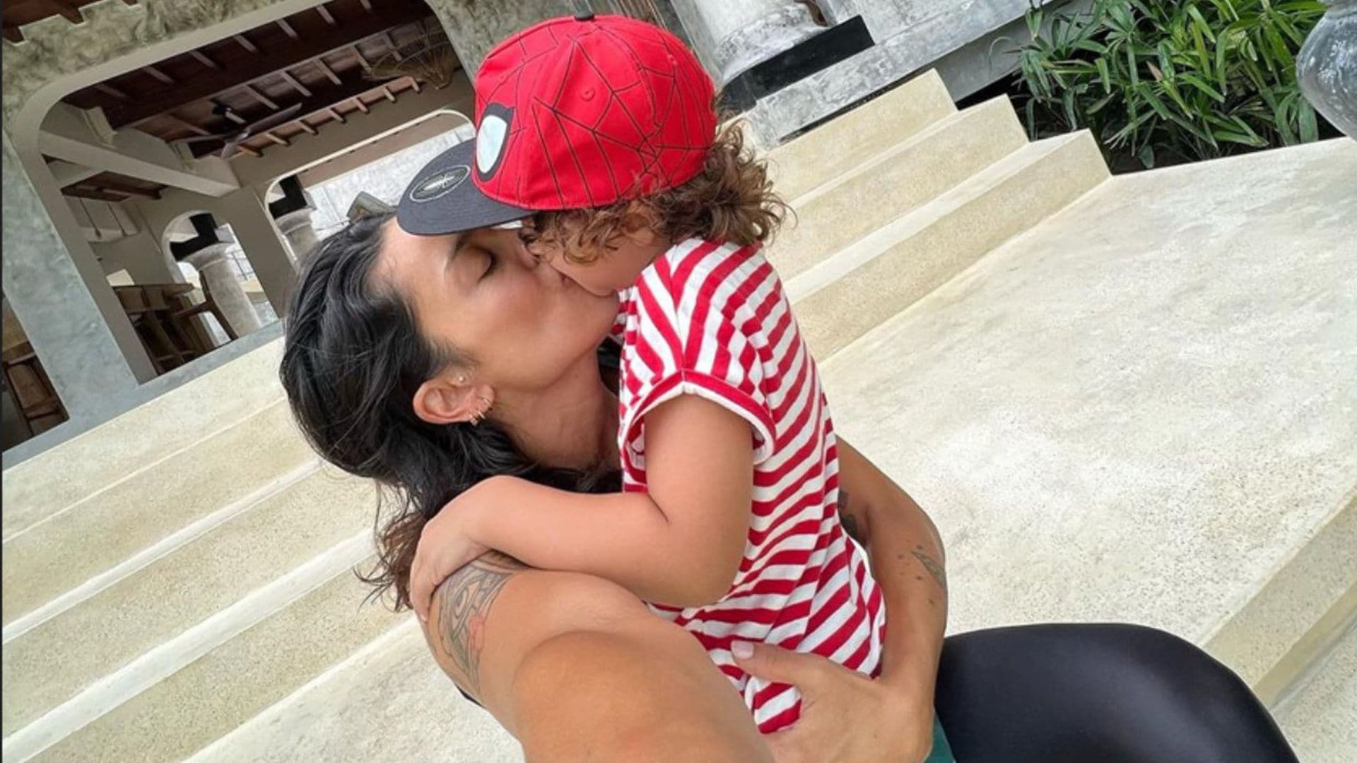 Lorena Castell cuenta los detalles de su increíble aventura con su hijo, de 4 años, en Bali: 'Un viaje por dentro alucinante'
