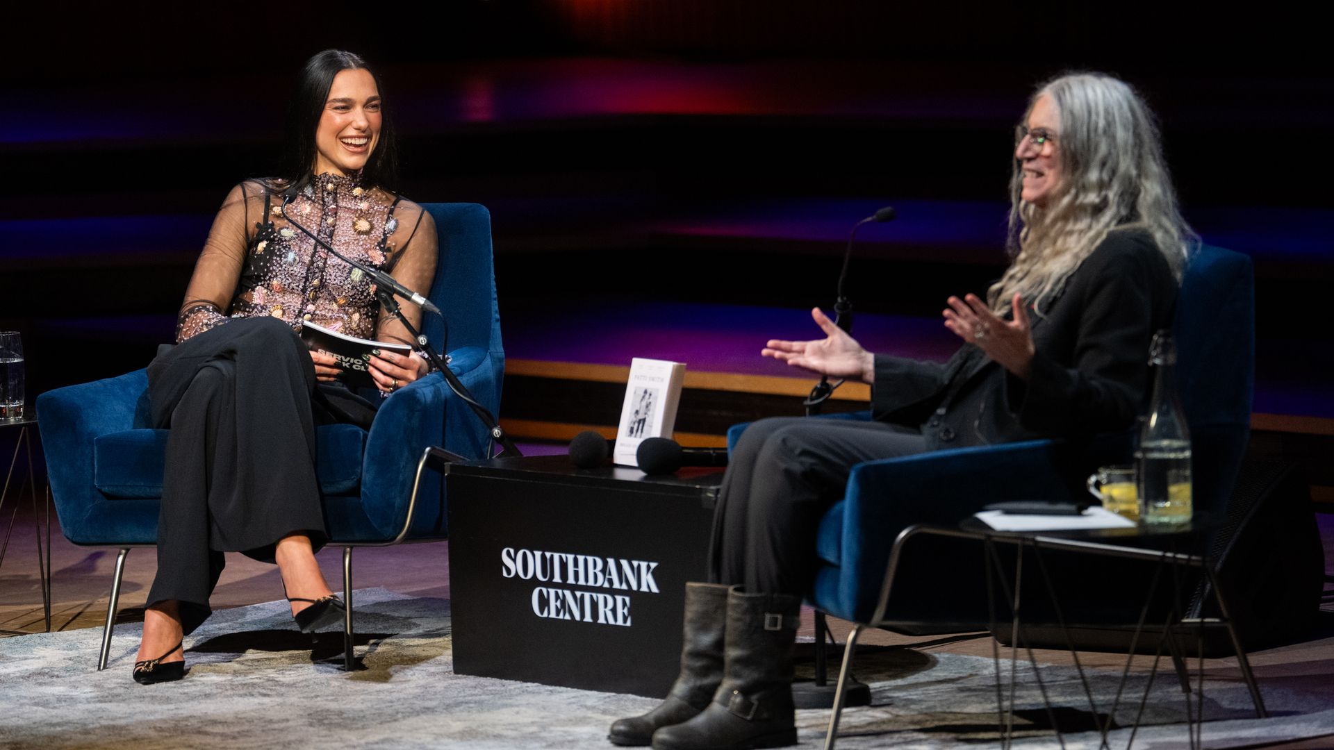 Dua Lipa y Patti Smith en el Festival Literario de Londres
