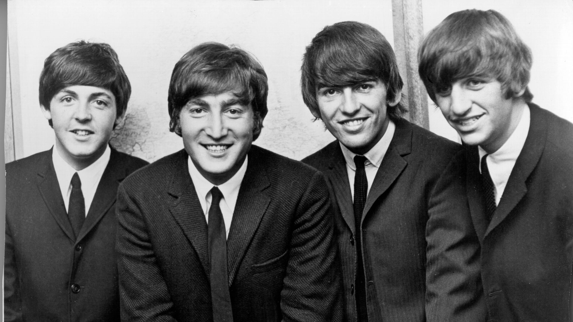 Rock and roll band "The Beatles" pose for a portrait in circa 1962. (L-R) Paul McCartney, John Lennon, George Harrison, Ringo Starr. (Photo by Michael Ochs Archives/Getty Images)