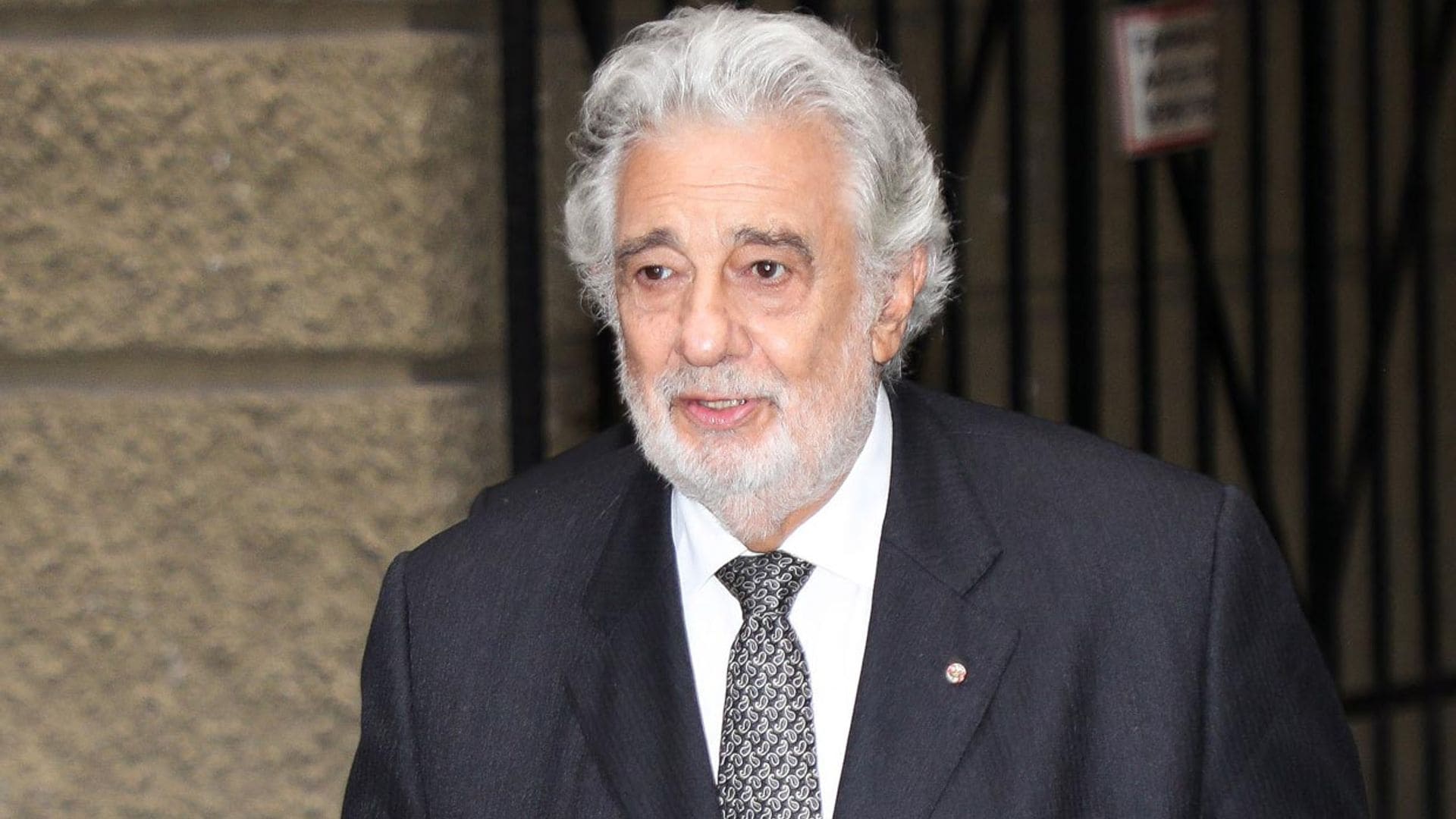 Plácido Domingo pide perdón en un comunicado