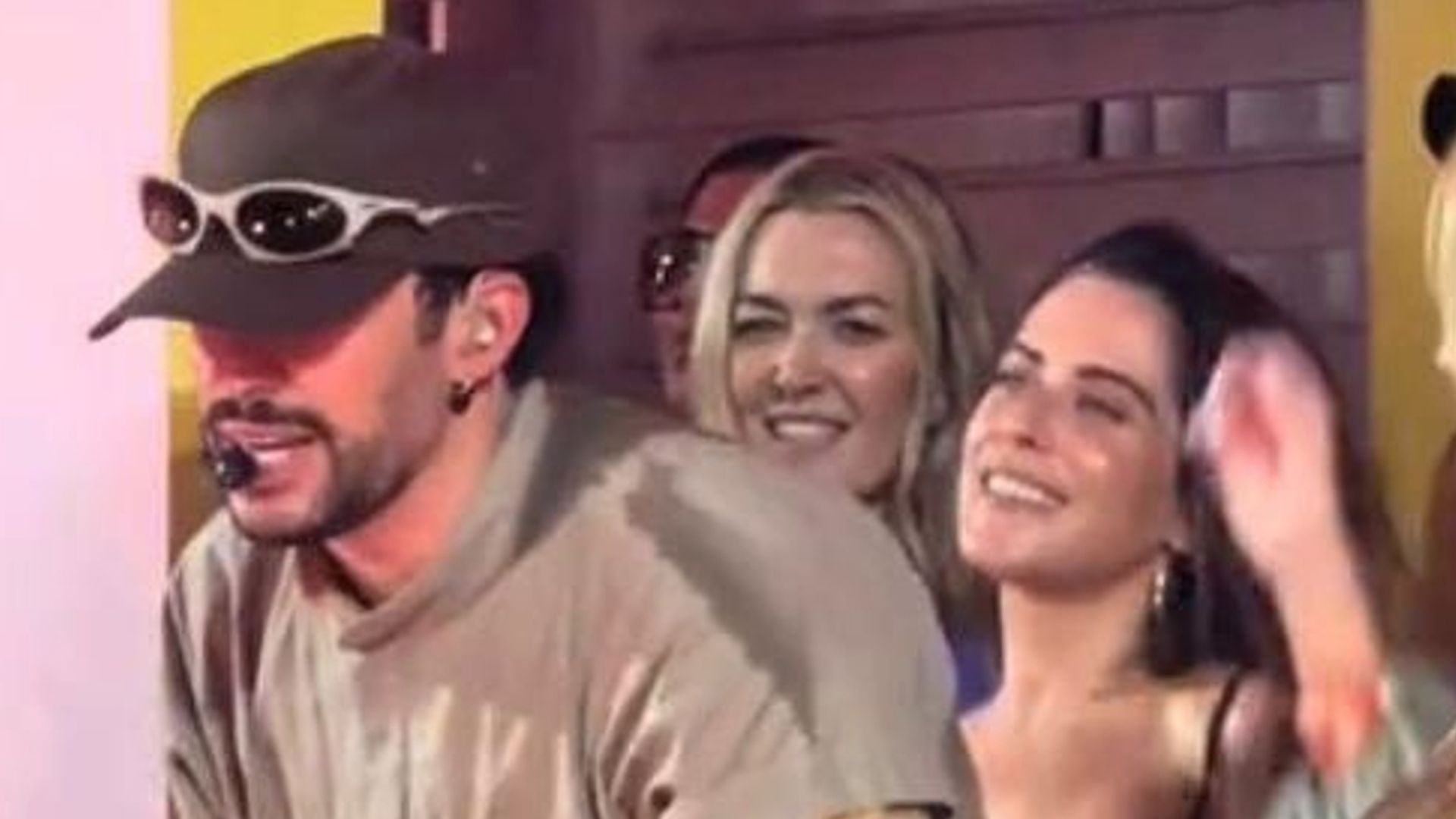 Marta Ortega vibra al ritmo de Bad Bunny junto a Ester Expósito, Ana de Armas y Chiara Ferragni, entre otros VIPS