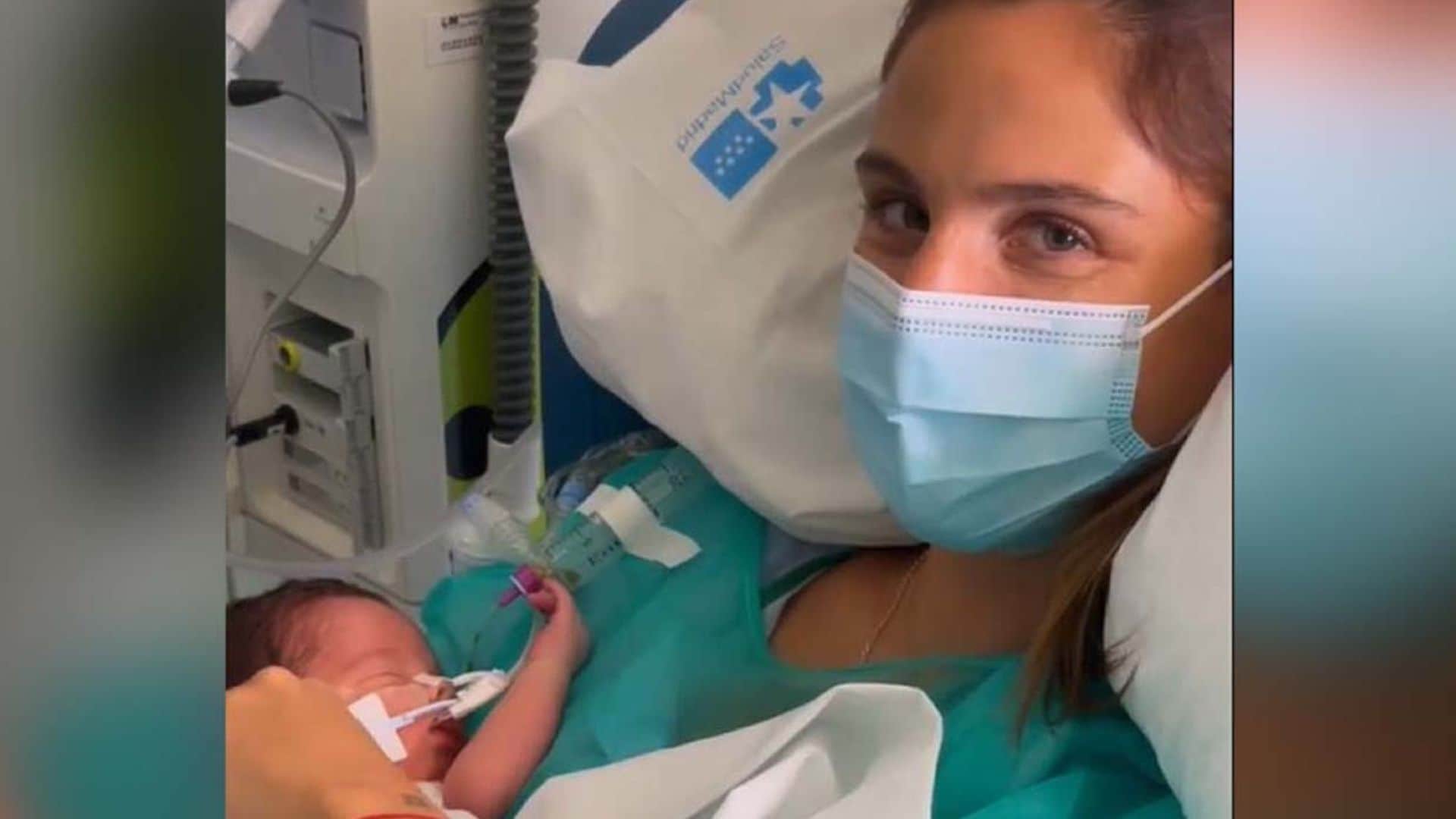 La emoción de Lucía Villalón al abrazar a su bebé por primera vez