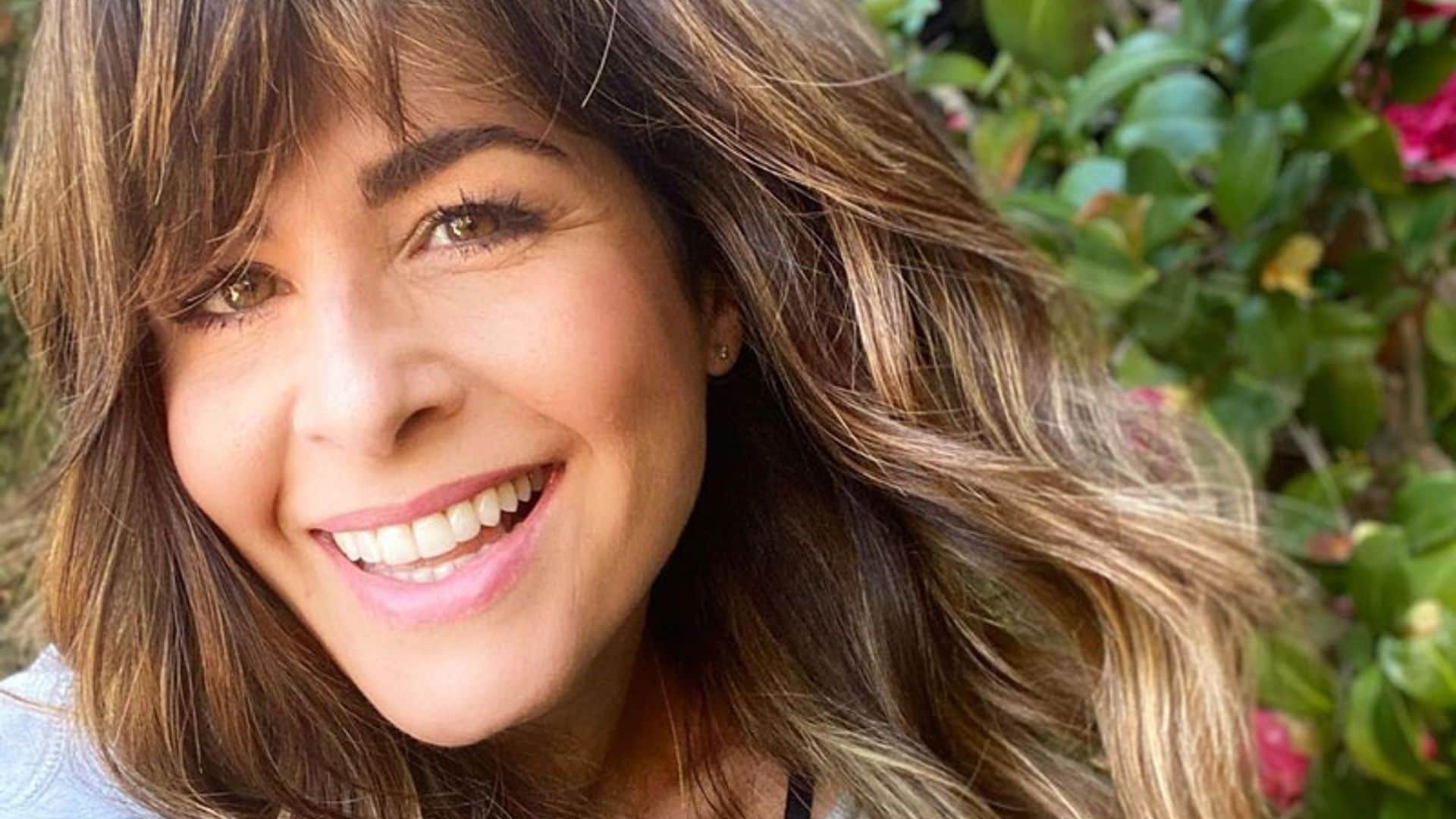 ¿No sabes cómo combinar los pantalones de cuero que más estilizan? Nuria Roca tiene la solución