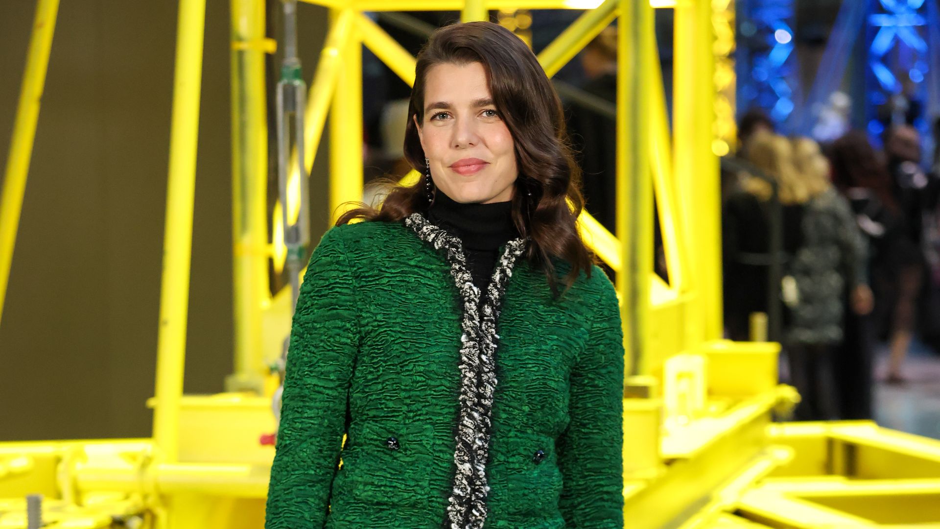 De Carlota Casiraghi a Amaia Romero: las invitadas que han triunfado con sus looks en el selecto desfile de Chanel en París