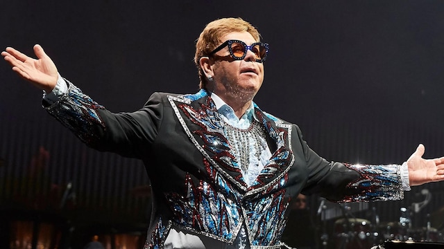Sir Elton John cumple 75 años: repasamos los momentos clave del 'hombre  cohete'