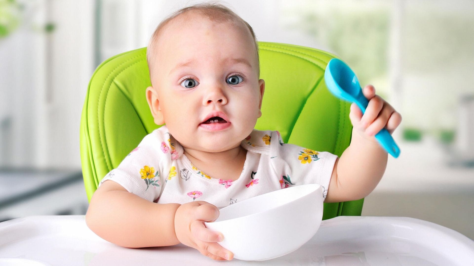 Estos son los alimentos ‘prohibidos’ para tu bebé los primeros meses