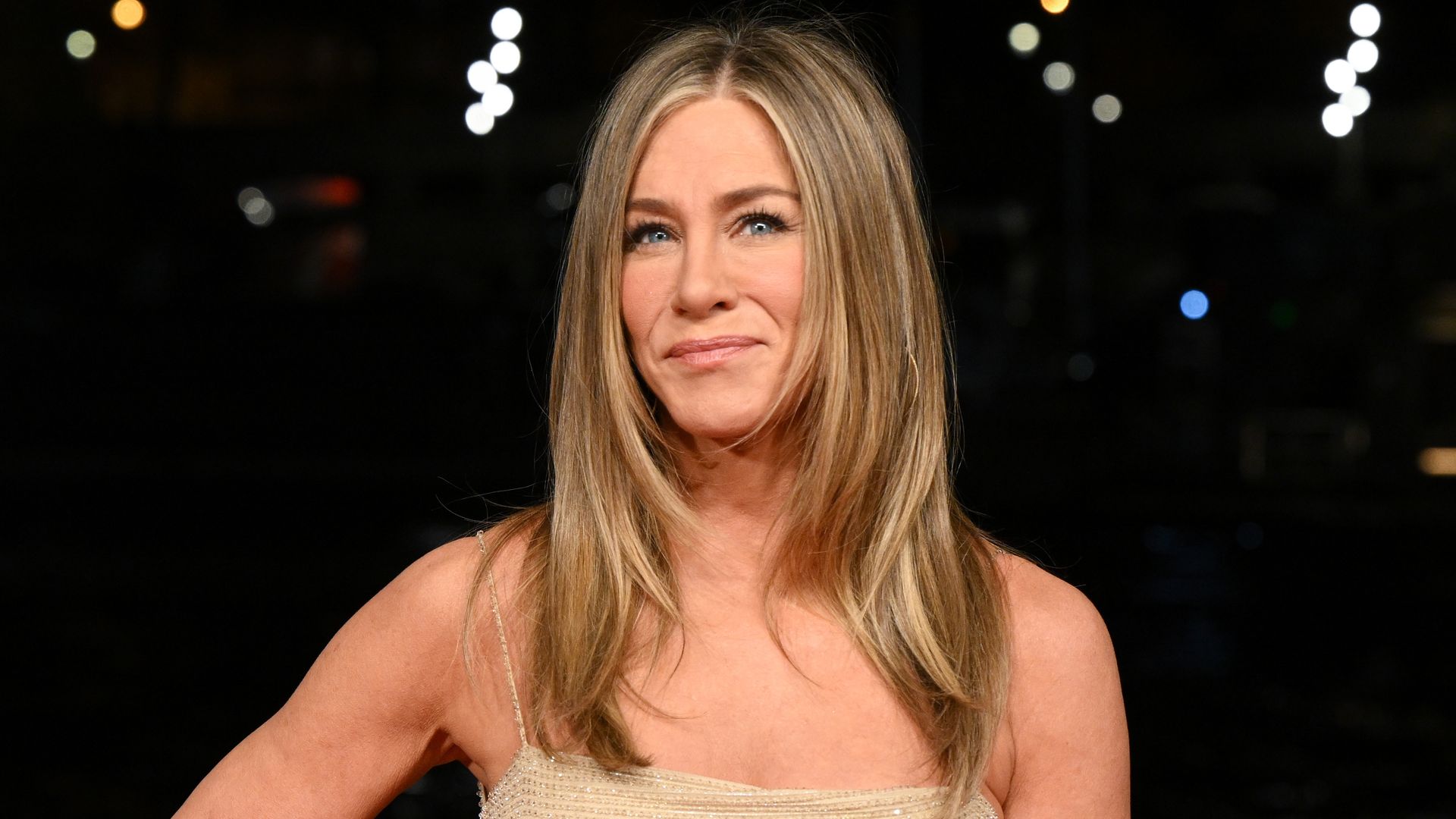 Las sandalias favoritas de Jennifer Aniston están de regreso para conquistar el verano 