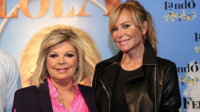 Terelu Campos y Lara Dibildos en la presentación de 'Santa Lola'