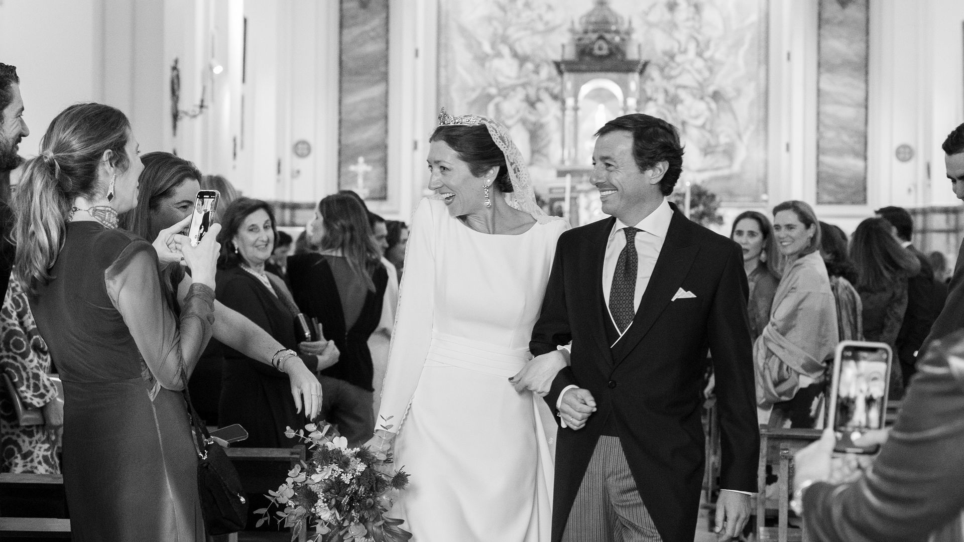 PRIMICIA. Entramos en la gran boda sevillana de Pablo Solís y María Fernanda