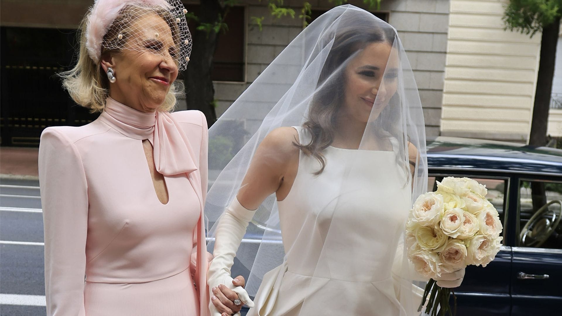Los detalles del vestido de novia de Eugenia Gil Muñoz en su boda con Javier García-Obregón