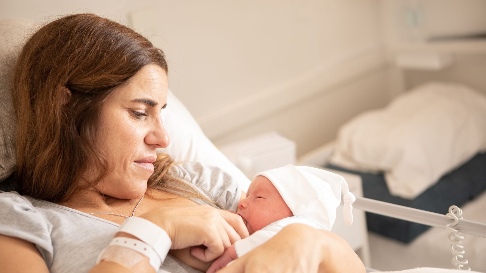 Madre con su bebé recién nacido