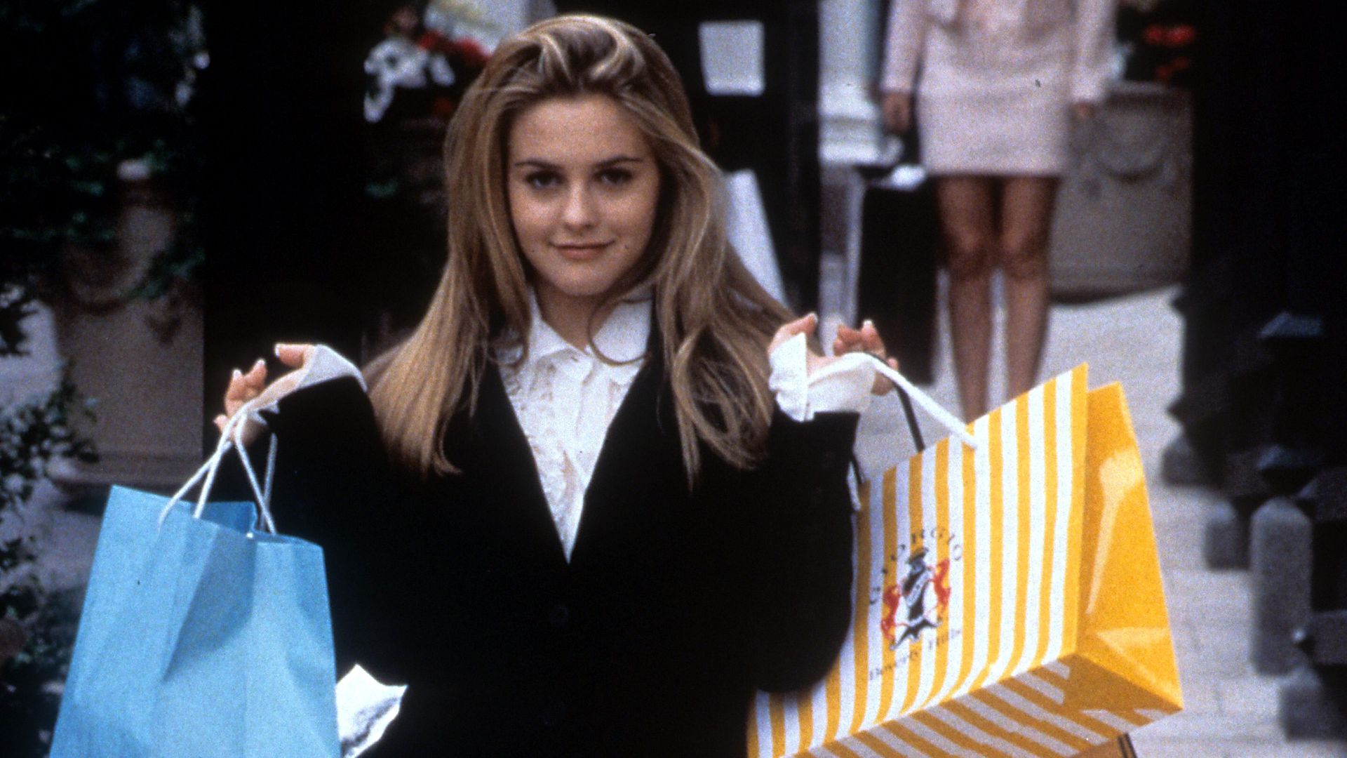 Alicia Silverstone vuelve a ser Cher Horowitz 30 años después de 'Fuera de onda': así será la nueva serie que recupera al icono de los 90