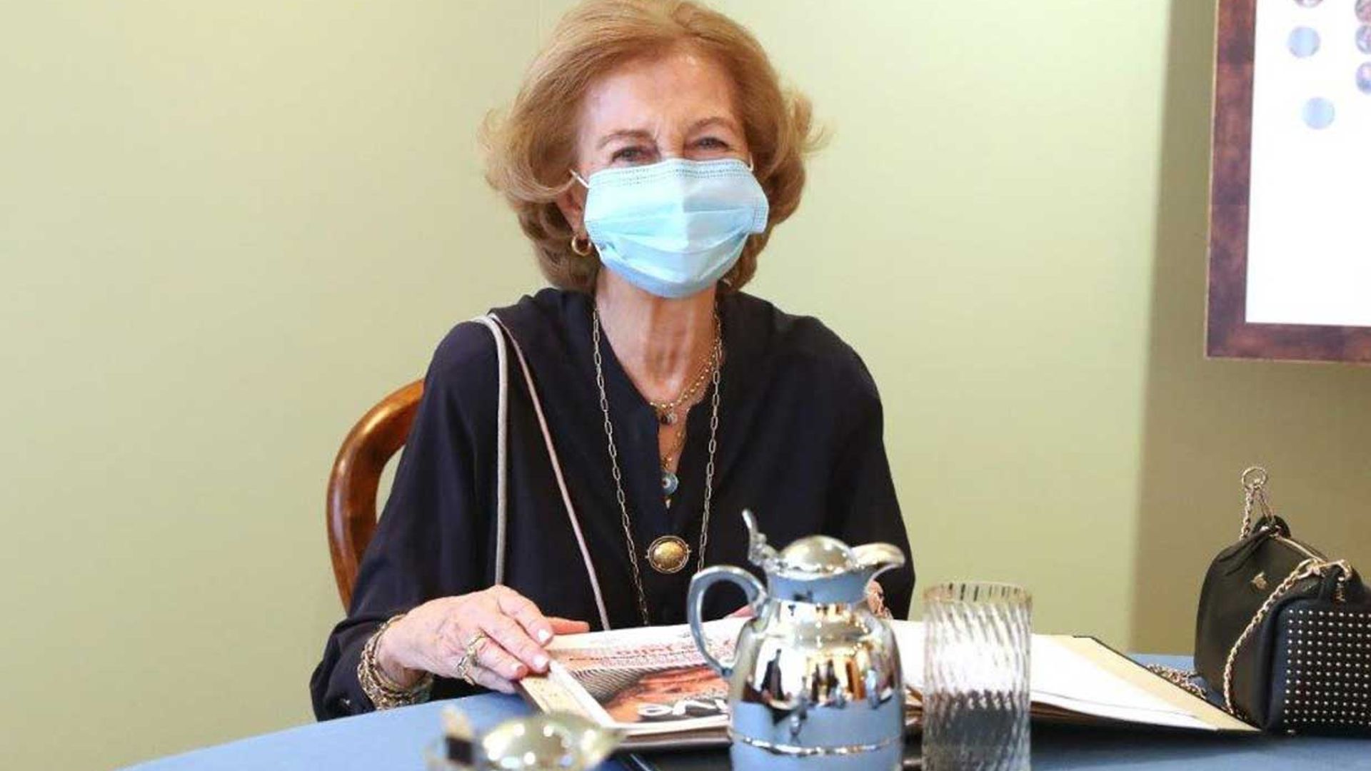 La reina Sofía reaparece para ayudar en la crisis del coronavirus