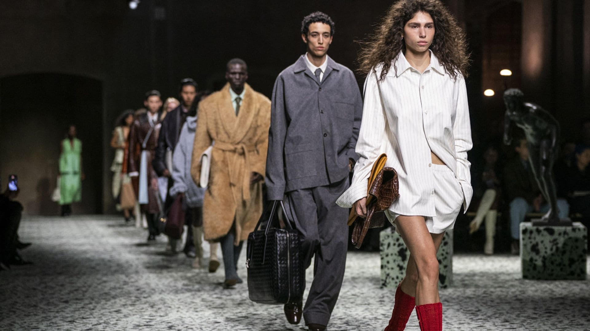 Los básicos de sastrería reconocibles de Bottega Veneta en Milán