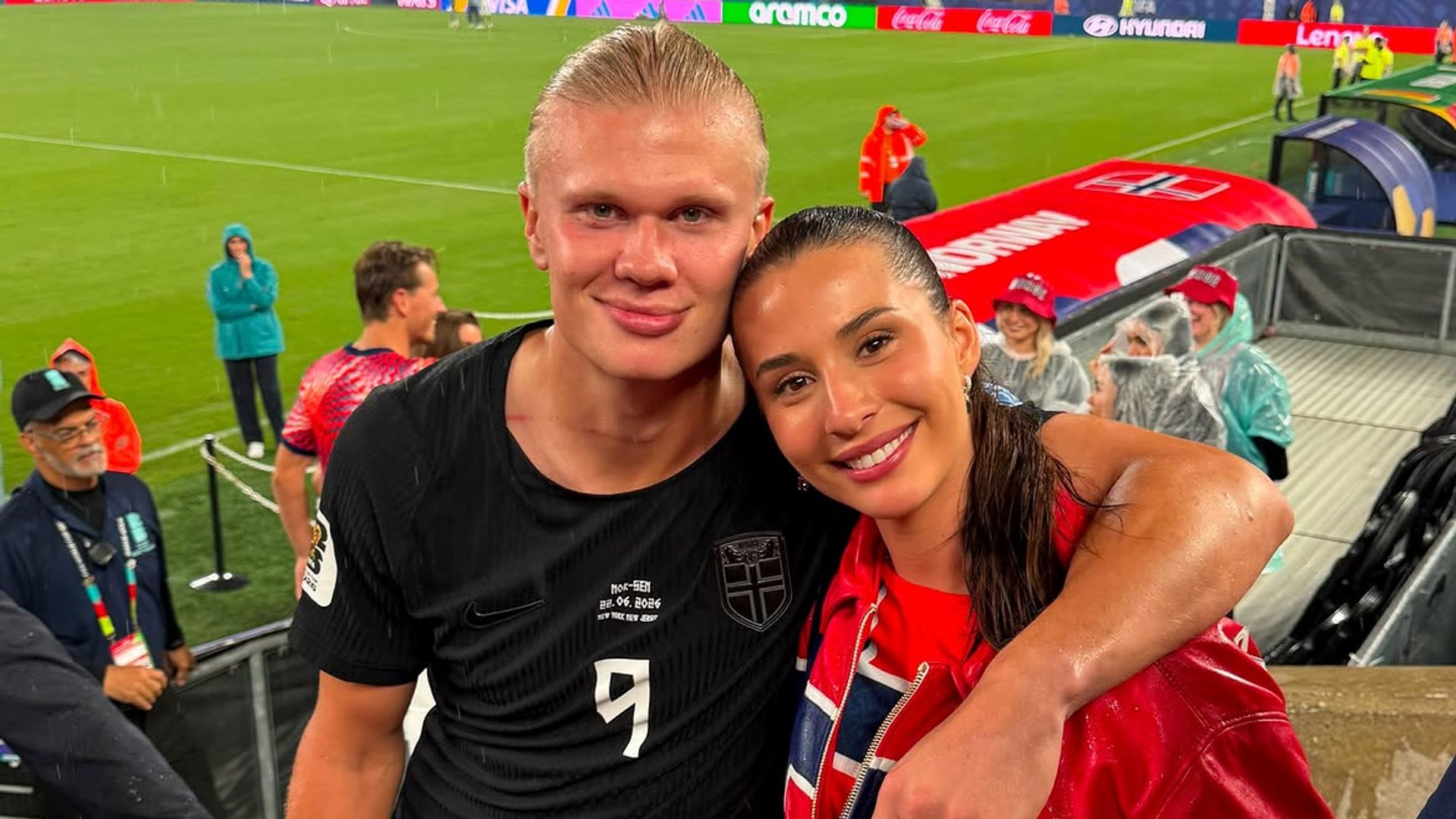 Isabel Haugseng Johansen acompaña a Erling Haaland desde mucho antes de que se convirtiera en una de las grandes estrellas del fútbol mundial.