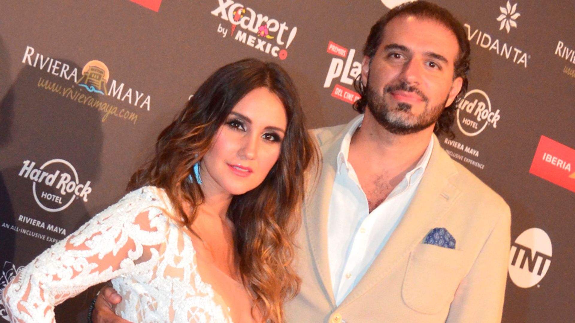 Dulce María habla de los problemas que ha tenido con la planeación de su boda