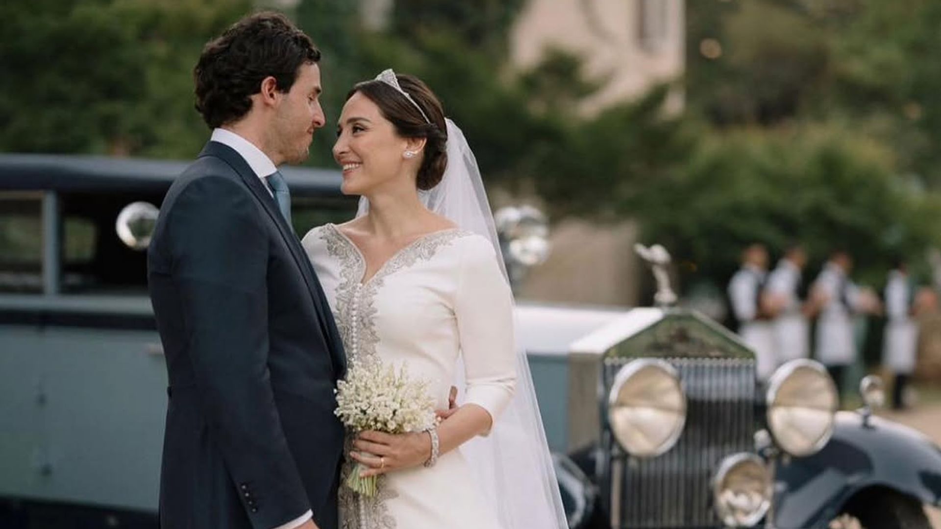 Recordamos la boda de Tamara Falcó e Íñigo Onieva: palacio familiar, menú Michelin, drones y dos vestidos en tiempo récord