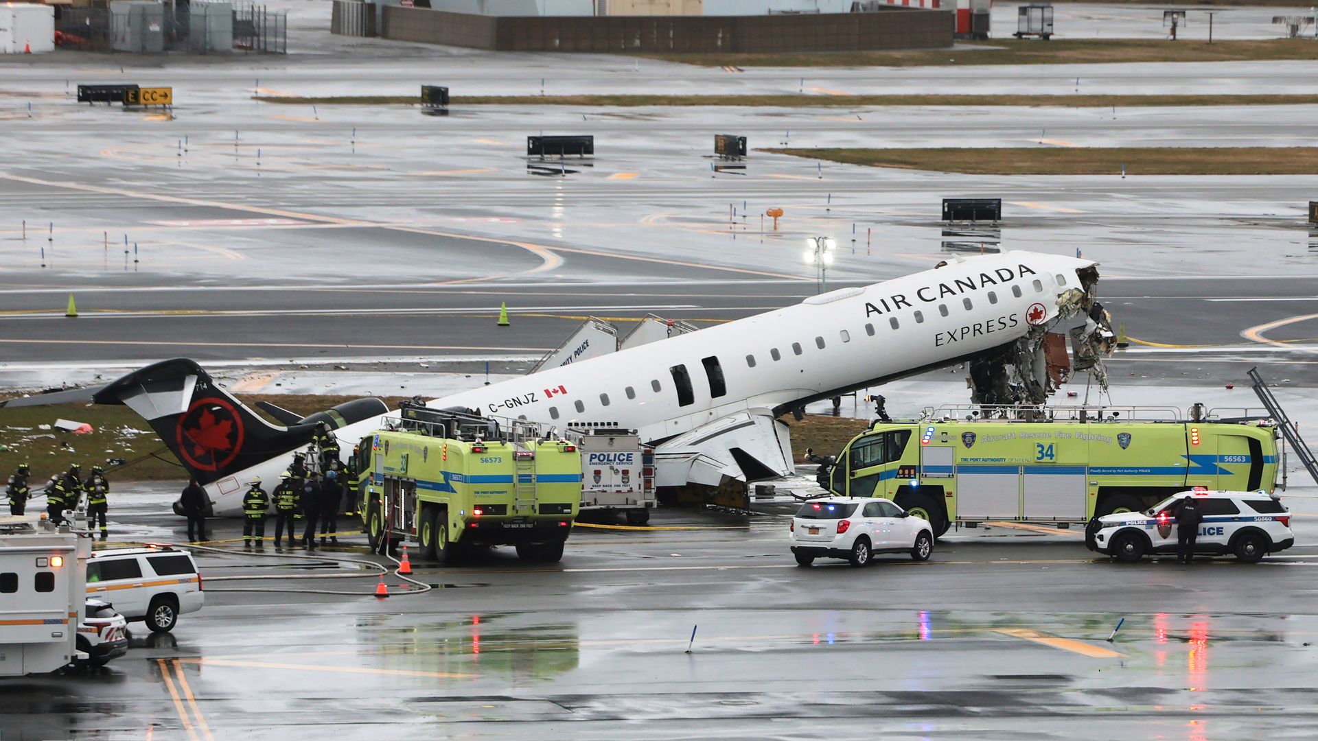 La conmovedora despedida a los pilotos que murieron en el accidente de LaGuardia, en Nueva York