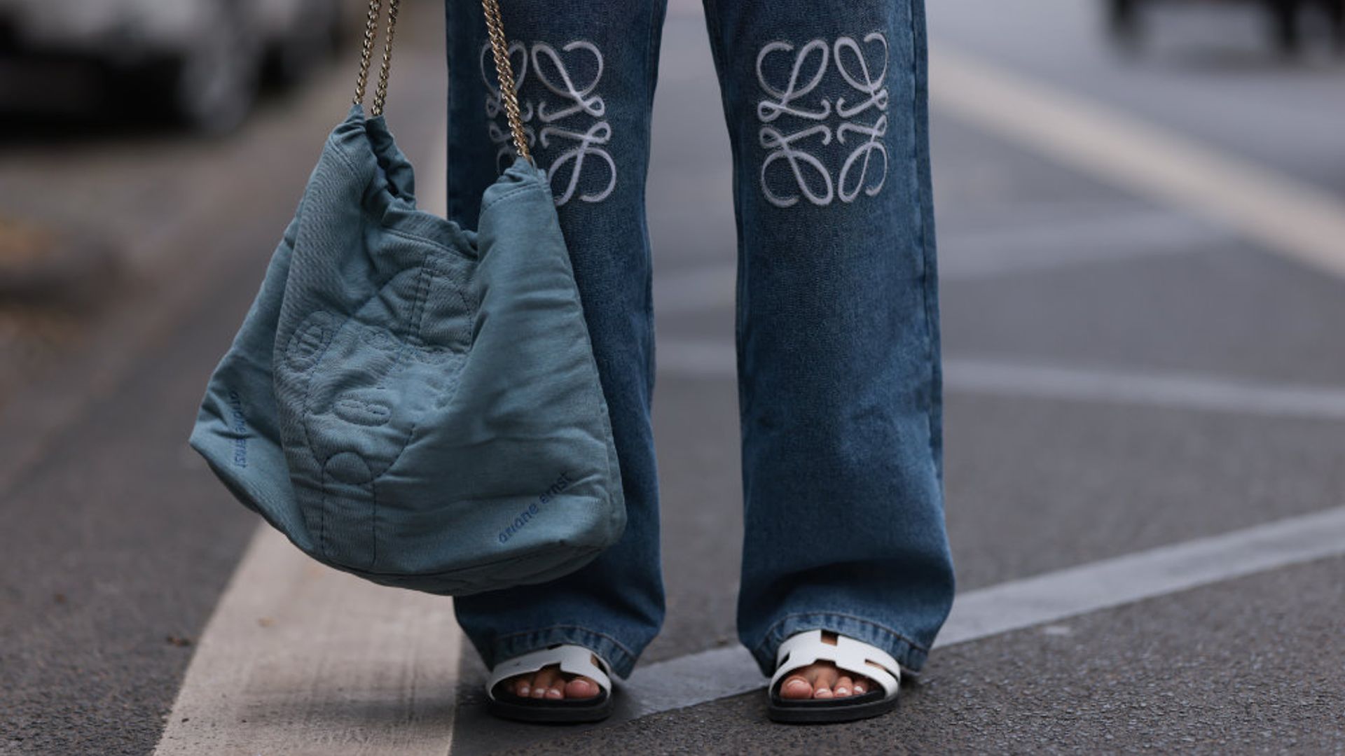 11 sandalias planas con las que volver elegante y cómoda a la oficina