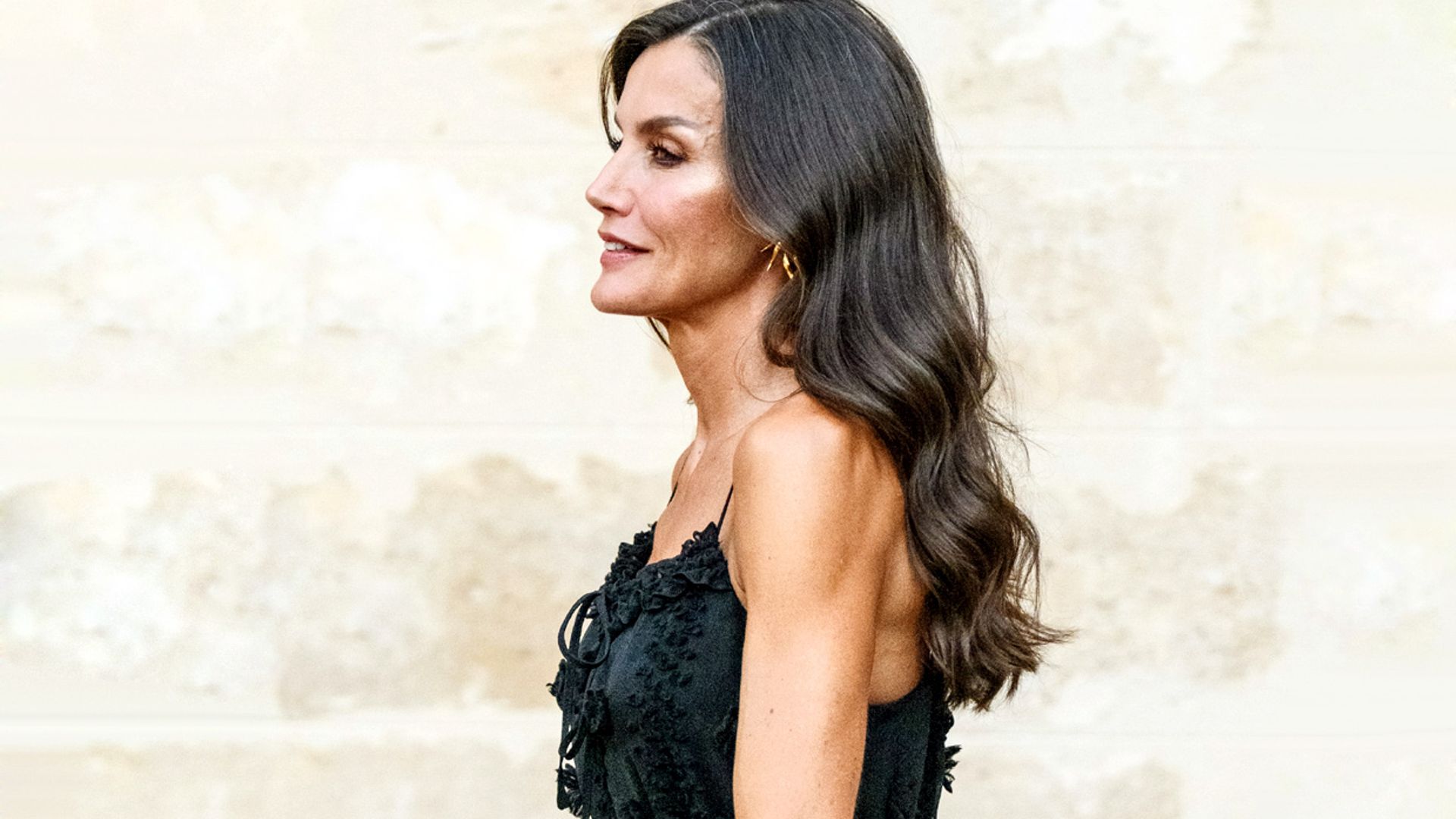 Las nuevas ondas 'glam' de la reina Letizia: te contamos cómo hacerlas en casa