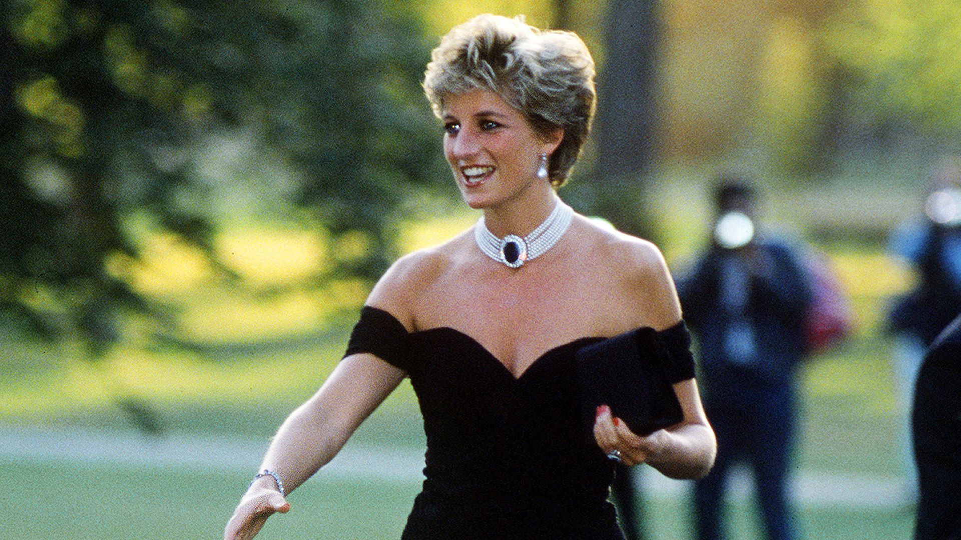 Diana de Gales con el vestido de la venganza