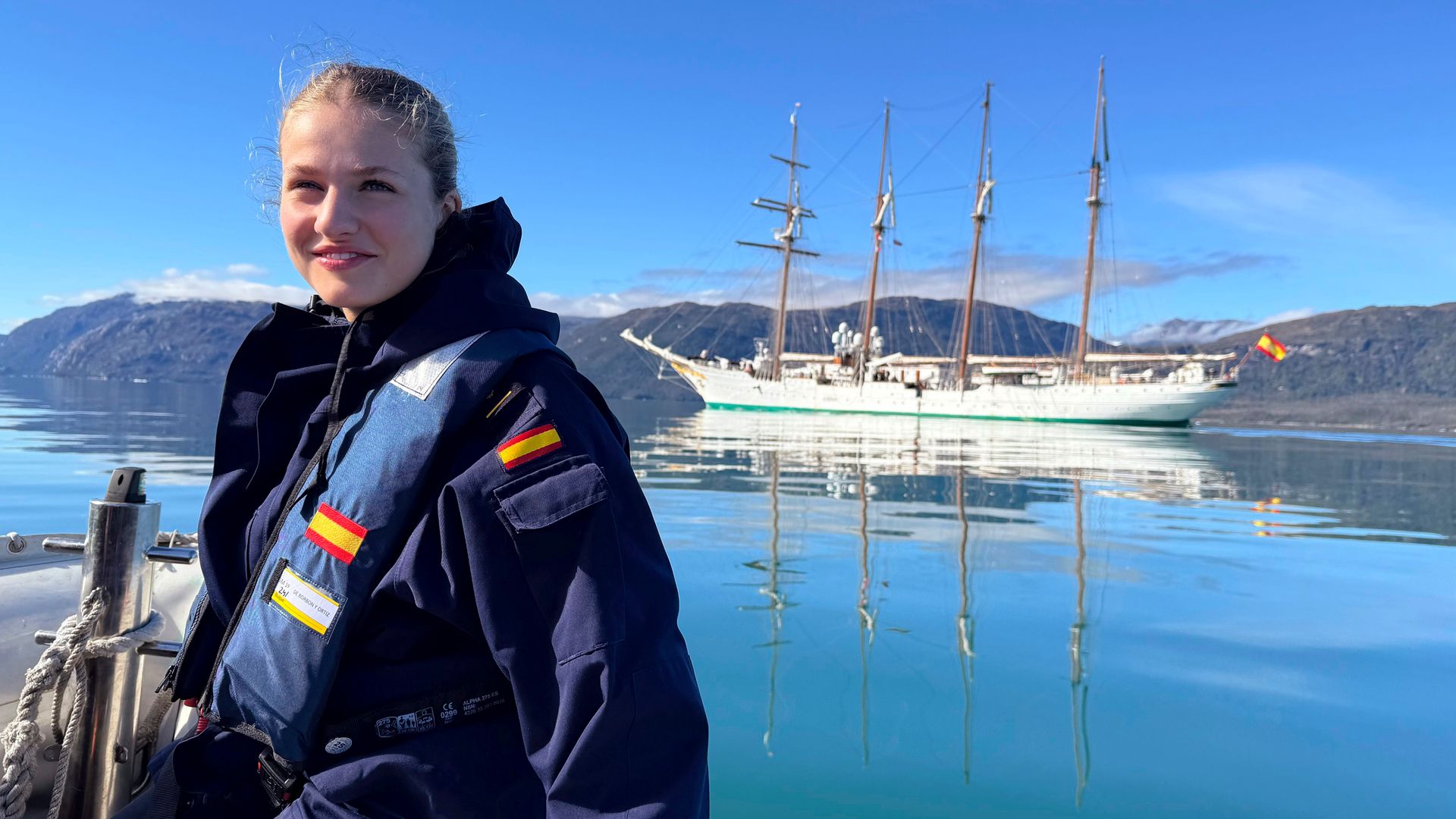 Casa Real difunde nuevas fotos de Leonor en 'Elcano' tras completar la mitad de la travesía