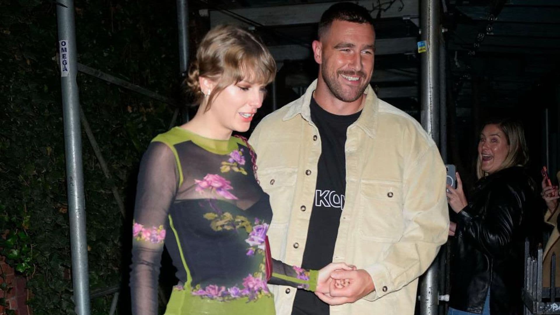 ¿Taylor Swift y Travis Kelce se casaron en secreto? La pista que ha creado todo tipo de teorías sobre un supuesto enlace