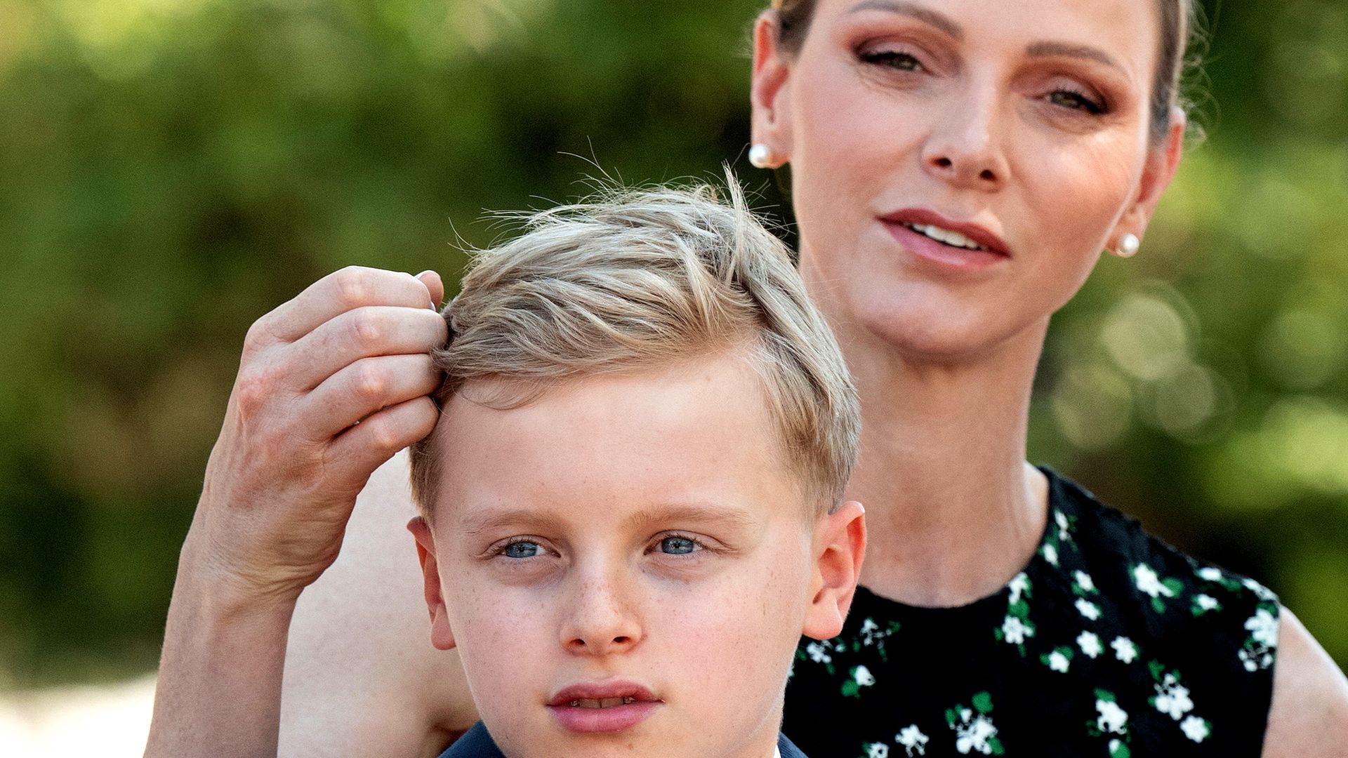 Charlene de Mónaco, más cariñosa que nunca con su hijo Jacques en su histórica visita a la Provenza: todas las fotos y detalles