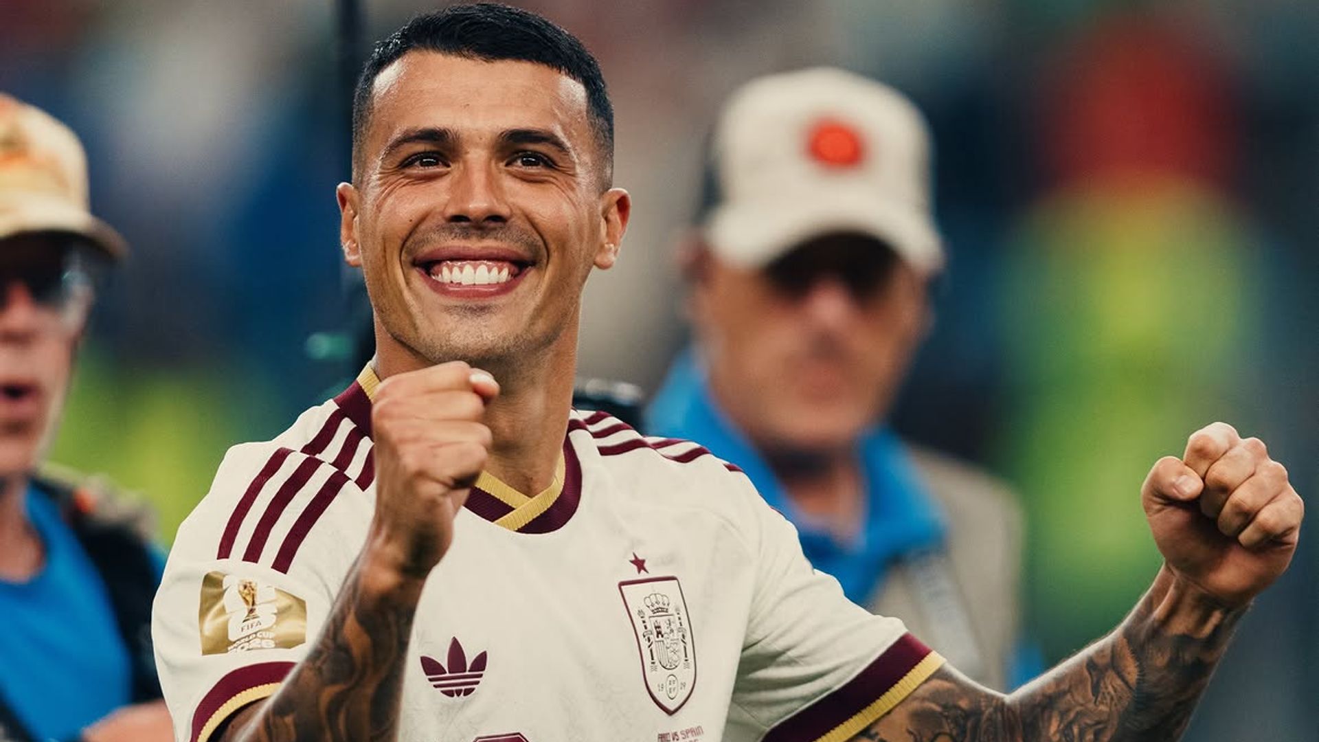 La desconocida historia familiar de Pedro Porro: de dormir en el coche a marcar un gol en el Mundial