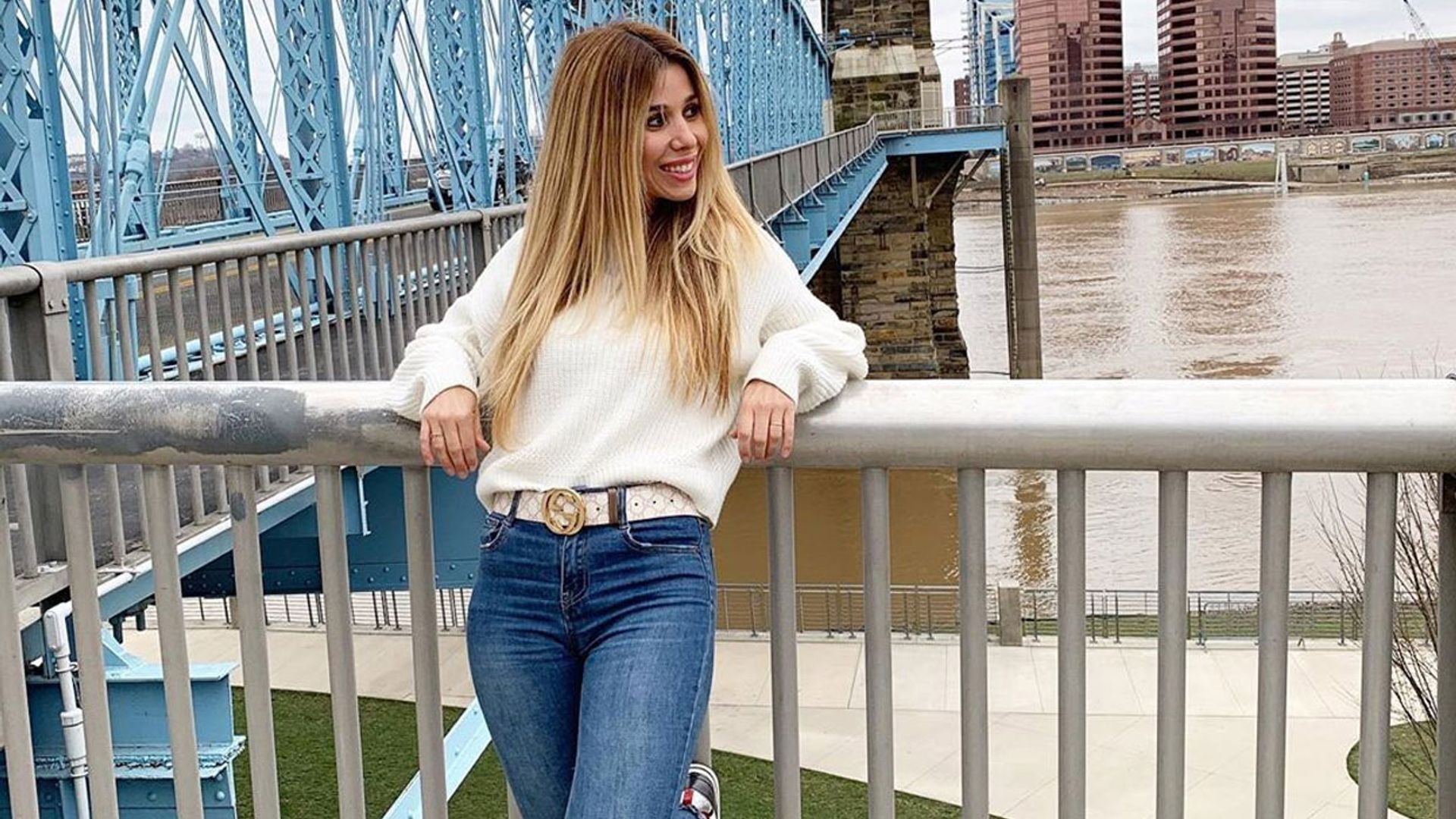 La cantante Natalia obligada a adelantar su regreso a España por el coronavirus