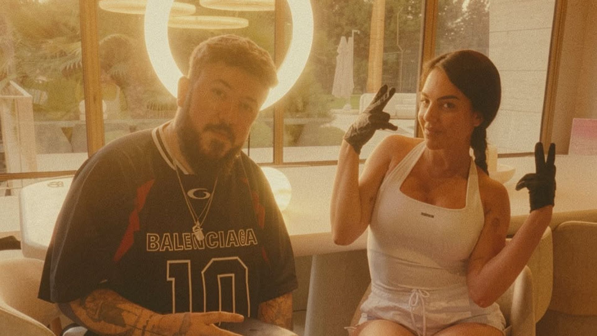El inesperado talento oculto de Georgina Rodríguez tatuando a su propio tatuador que nos ha dejado boquiabiertos