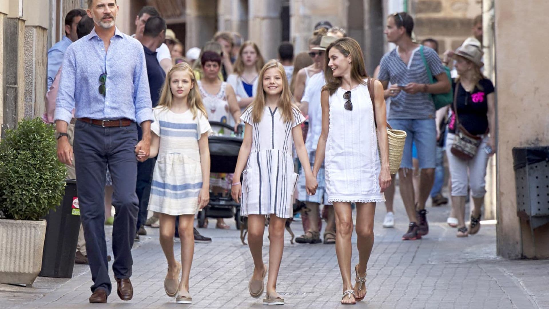 Las 12 veces que la reina Letizia ha triunfado con vestidos cortos