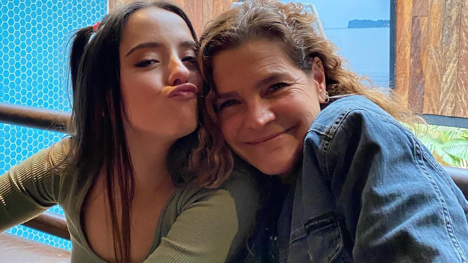 Marlene Montaner junto a su hija Evaluna