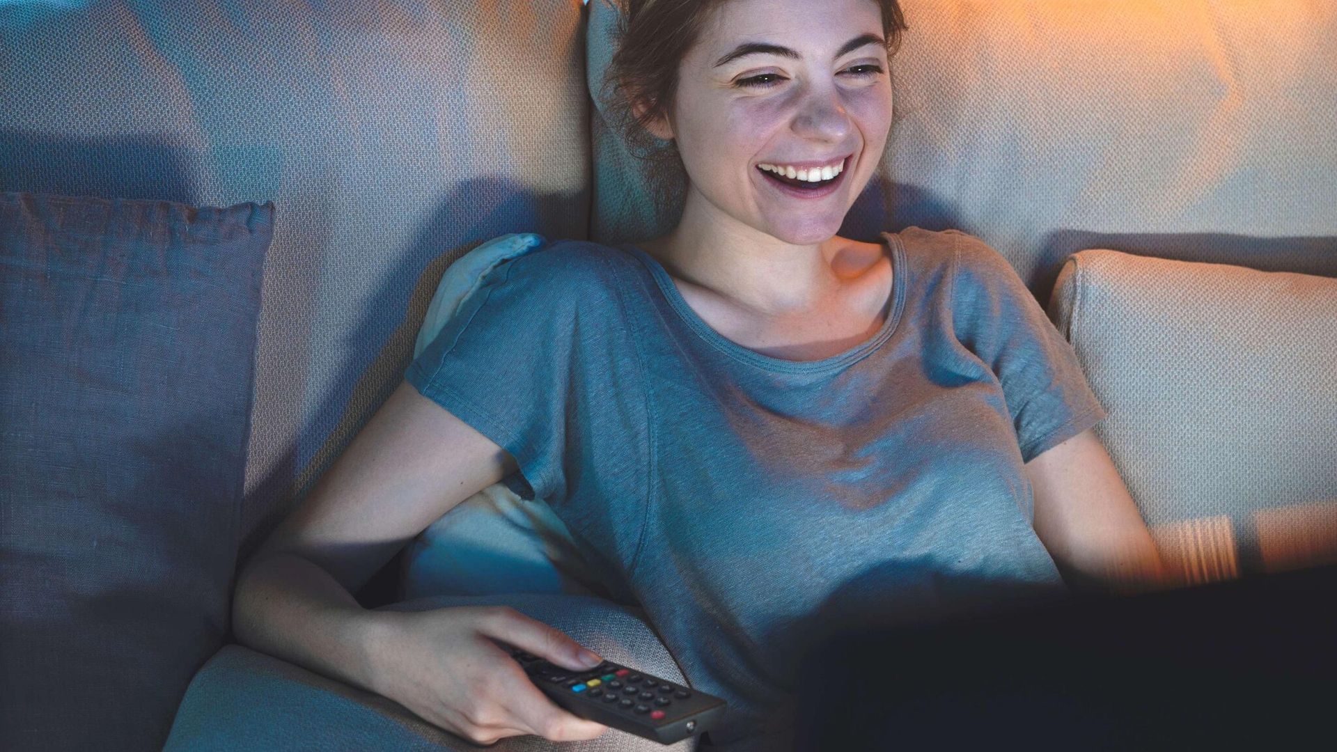 Por qué deberías preocuparte si tu hijo practica ‘binge-watching’