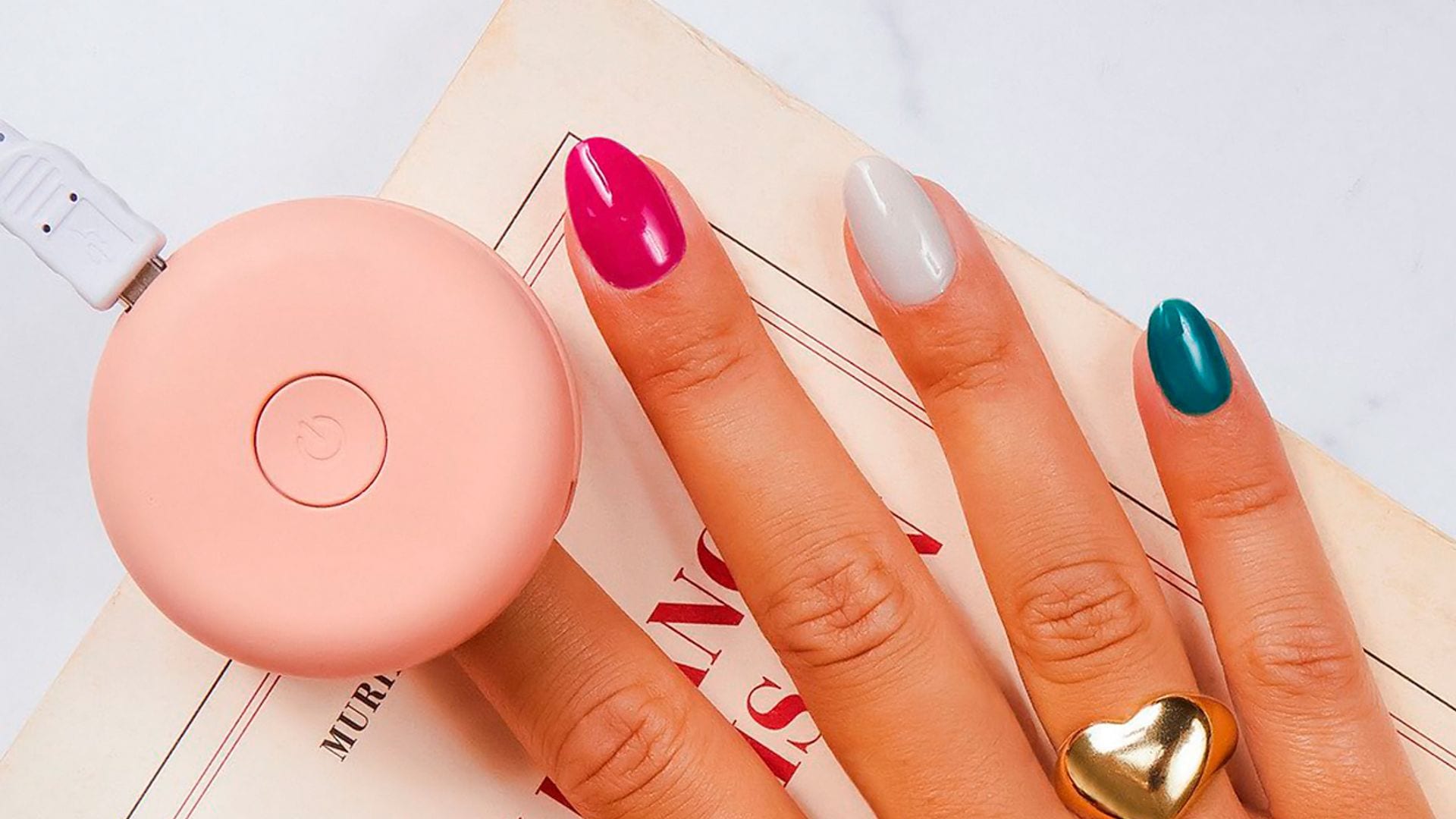 Apúntate a la manicura de moda: estos son los colores de uñas que vas a arrasar esta primavera