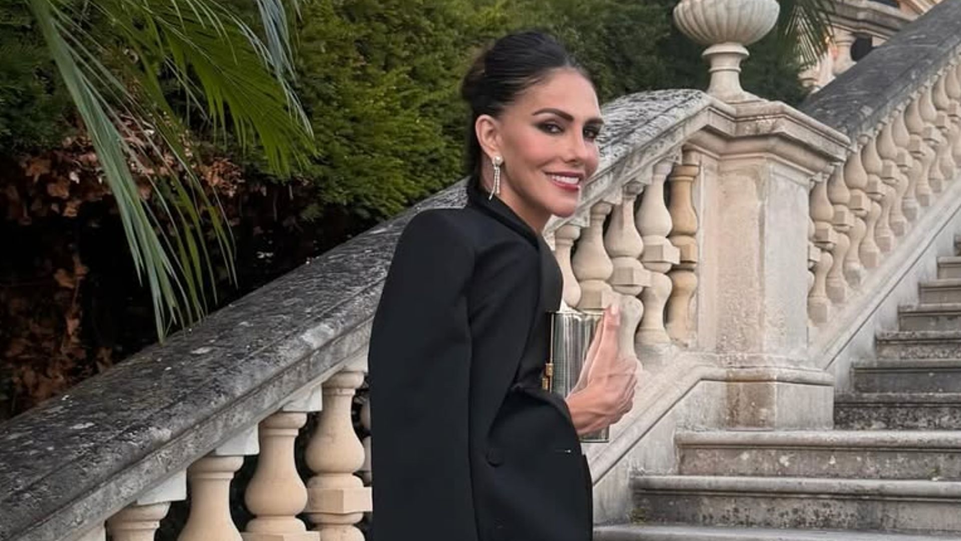 Adriana Abascal en el 40 cumpleaños de Edgardo Osorio en el Château de Ferrières, 2026.