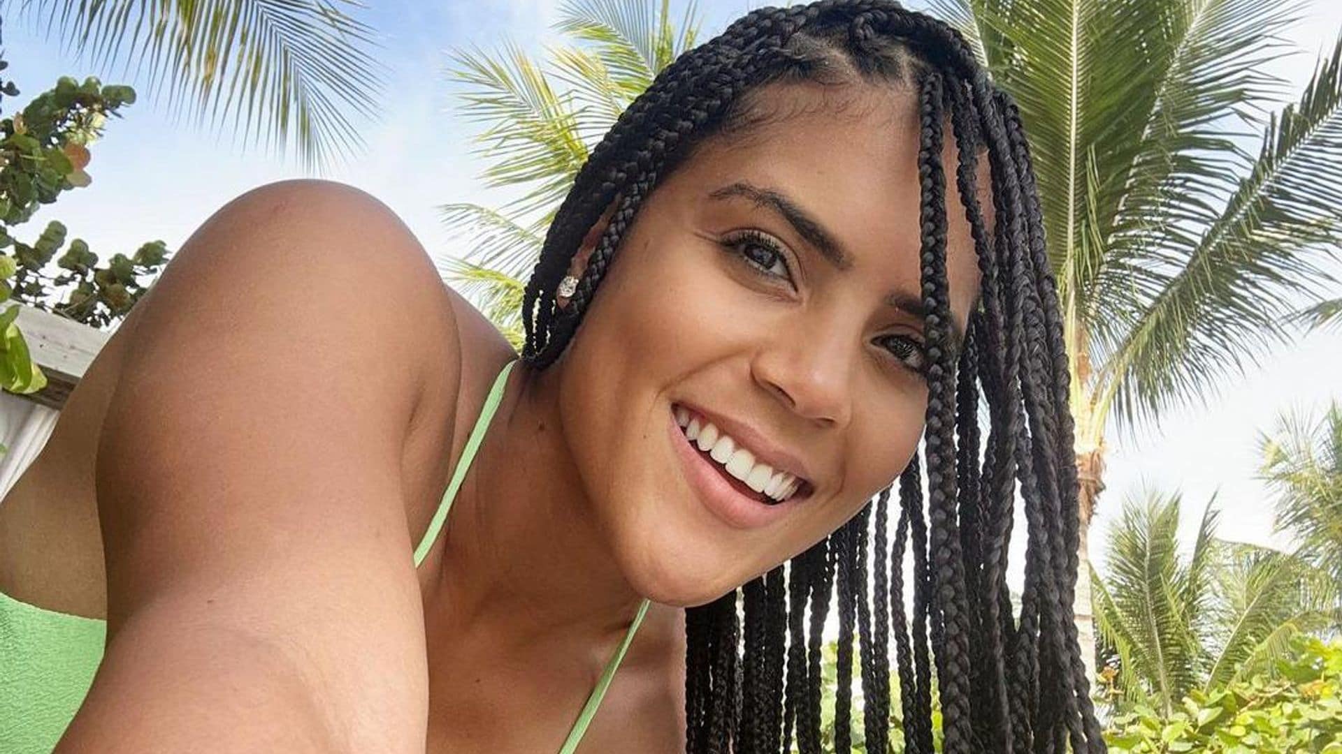 Francisca presume su pancita de embarazo en bikini