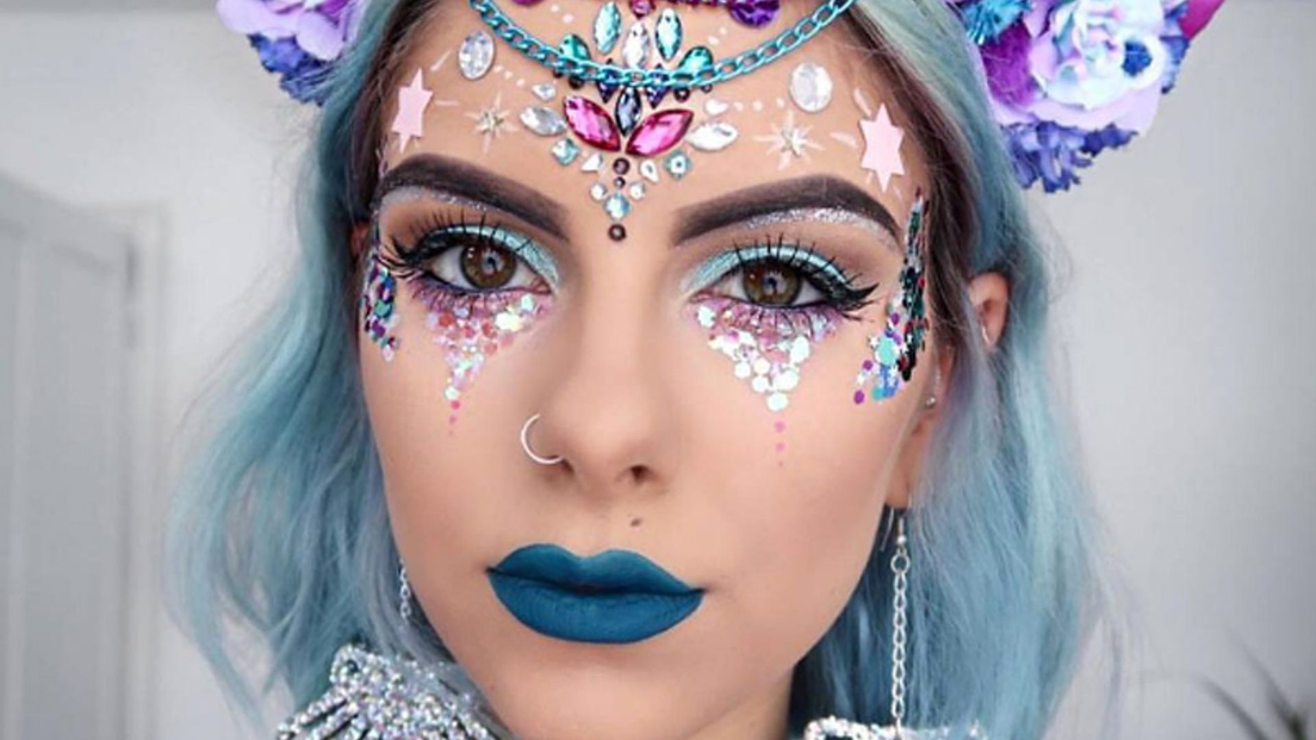 Este Halloween escoge un maquillaje de fantasía para darle un toque diferente a tu disfraz