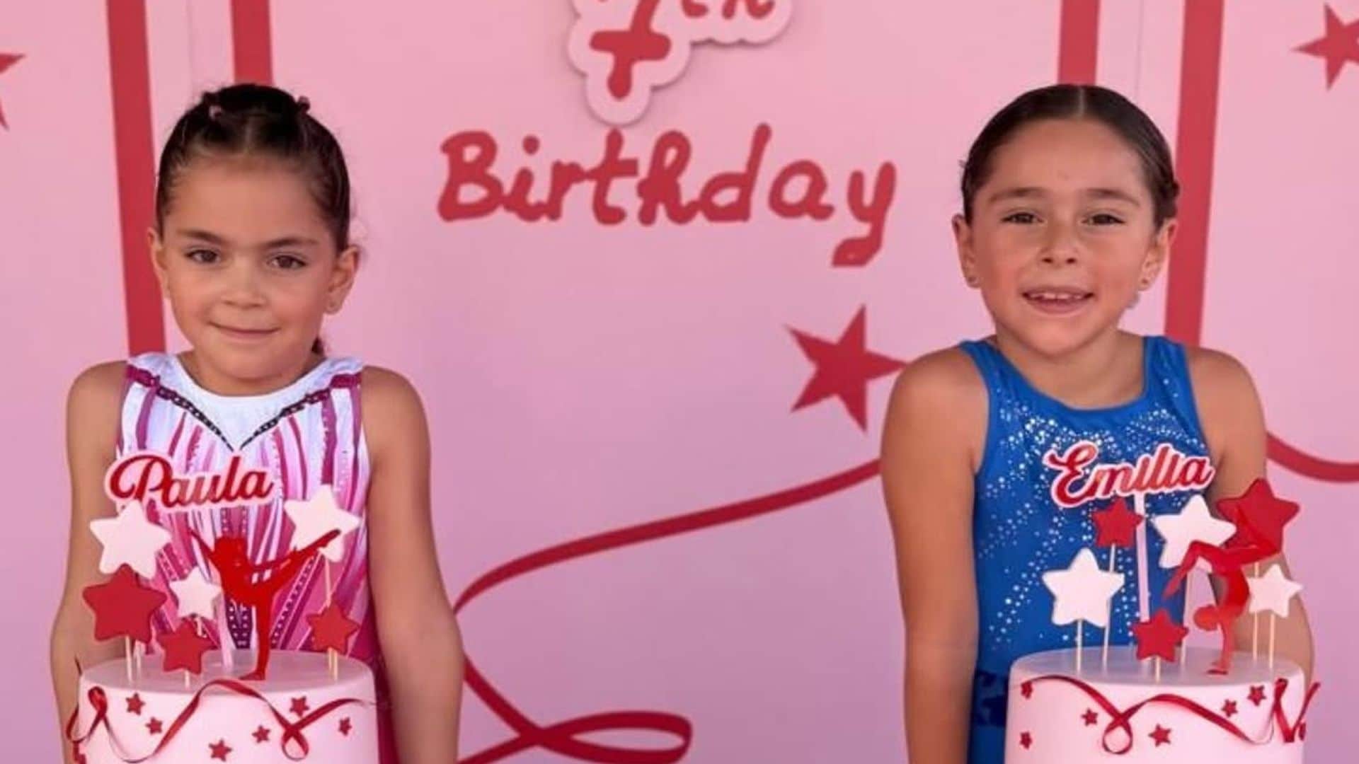 Las niñas tuvieron una fiesta con un pastel para cada una