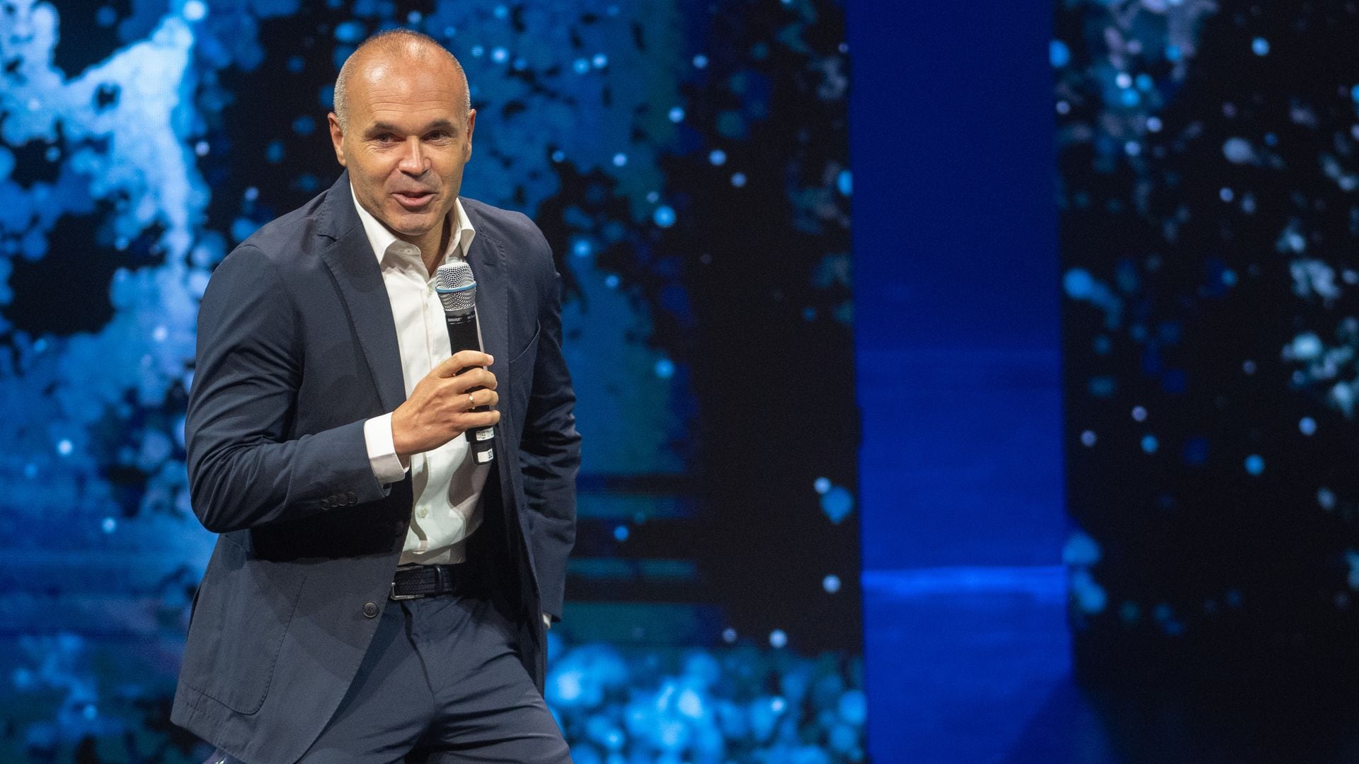Andrés Iniesta, ante los Reyes: "Invito a los jóvenes a que vayan a terapia, no hace falta estar mal para ir"